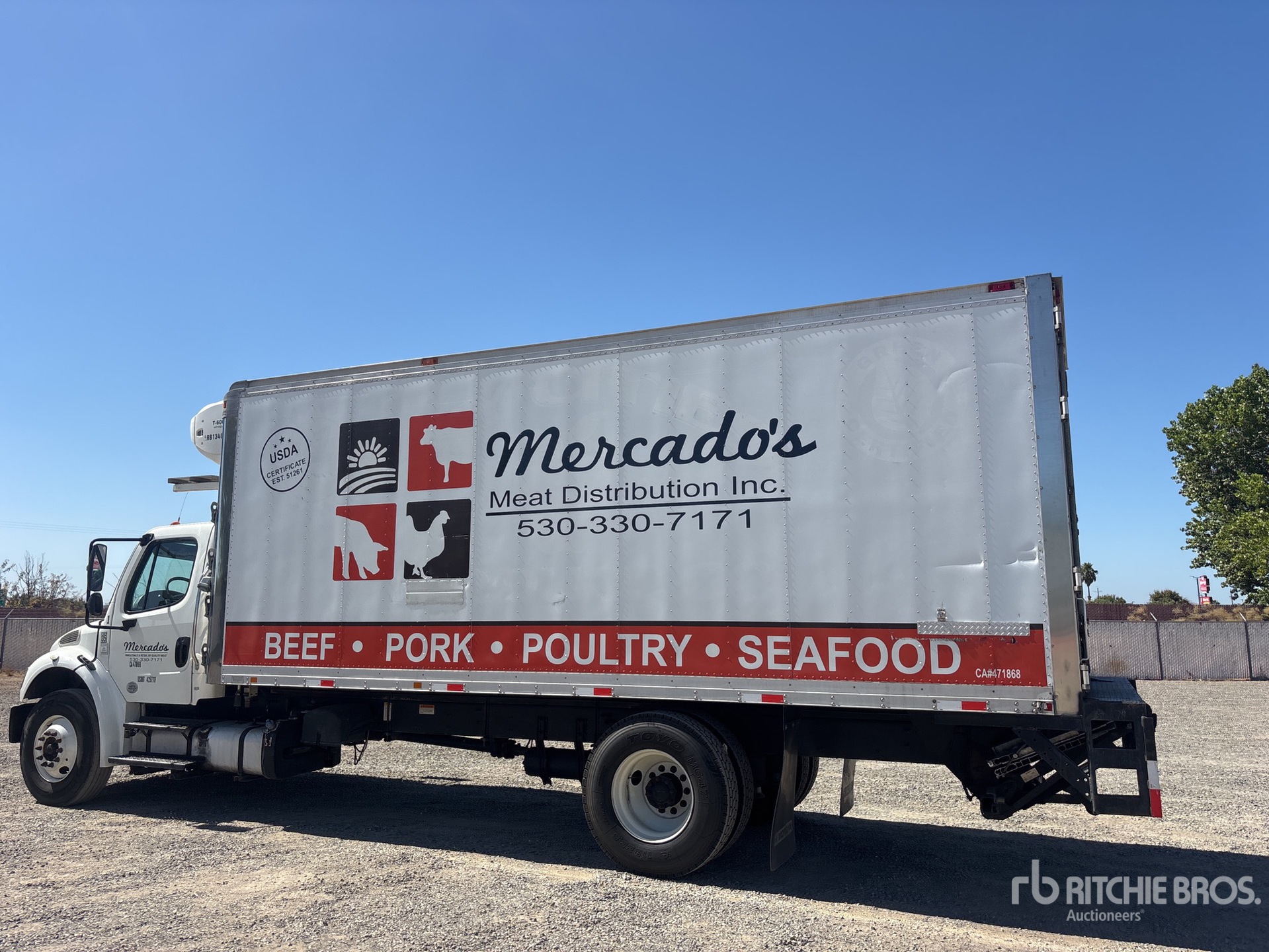 2015 Freightliner M2 106
