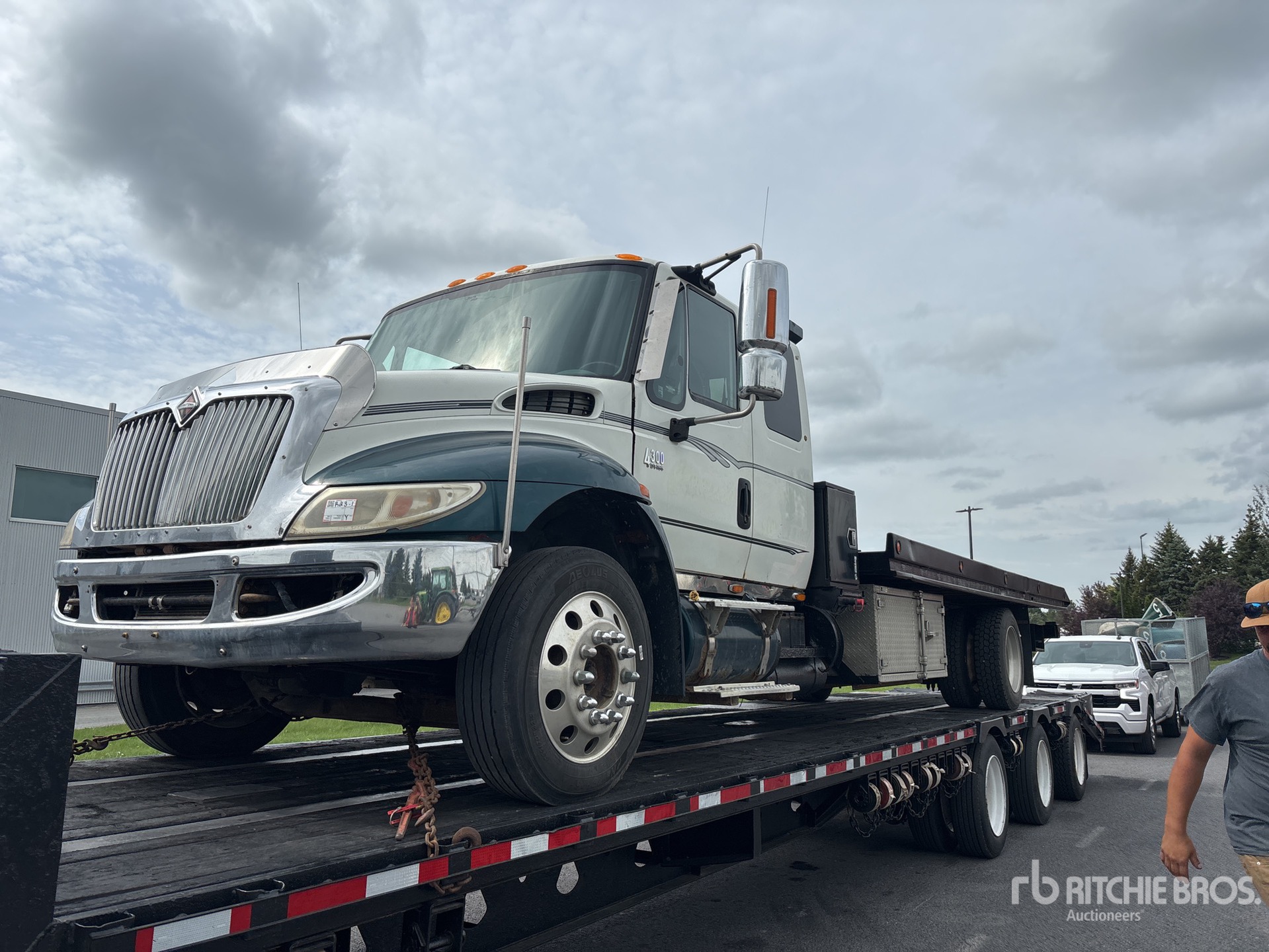 2003 International 4300
