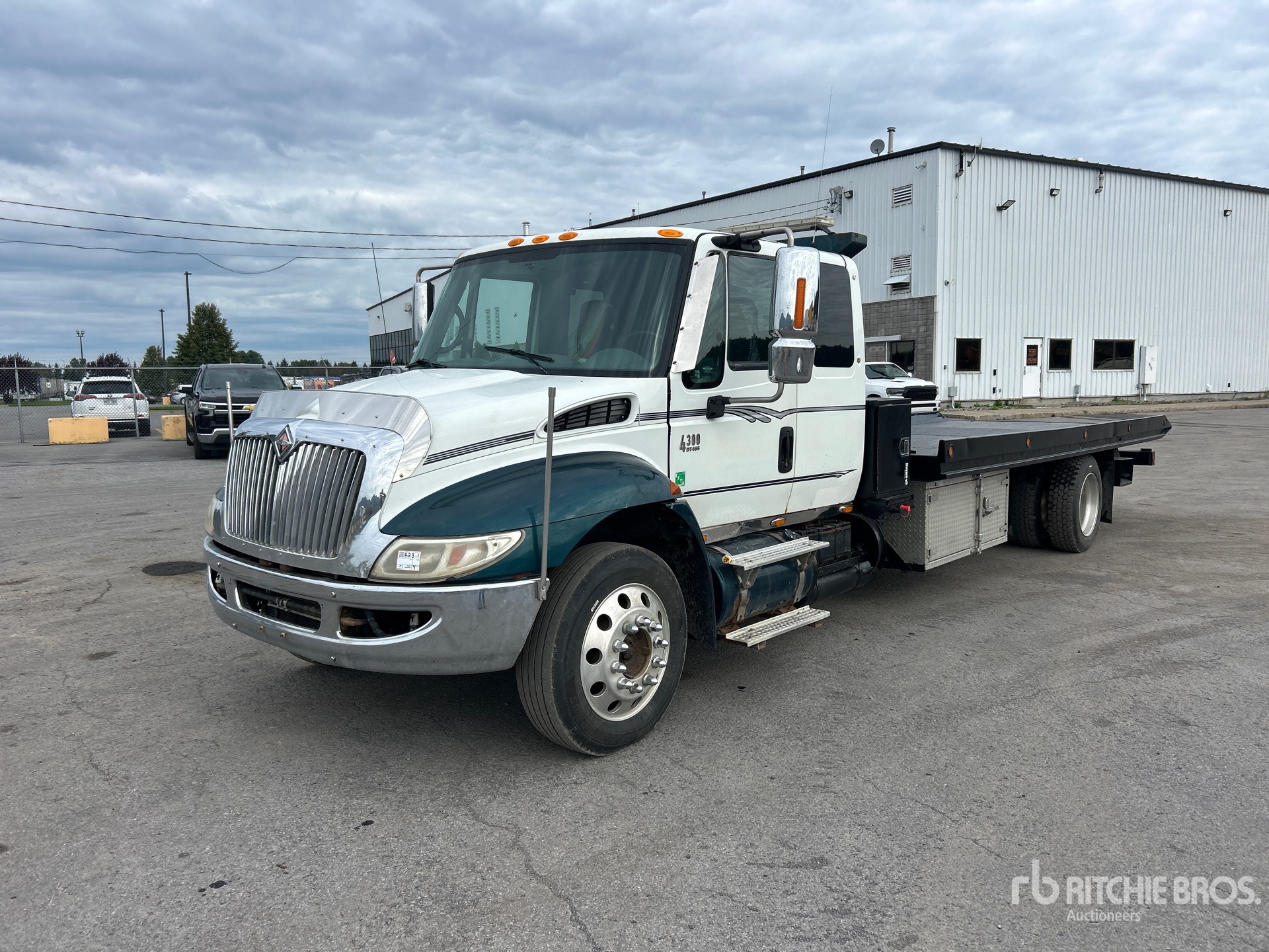 2003 International 4300