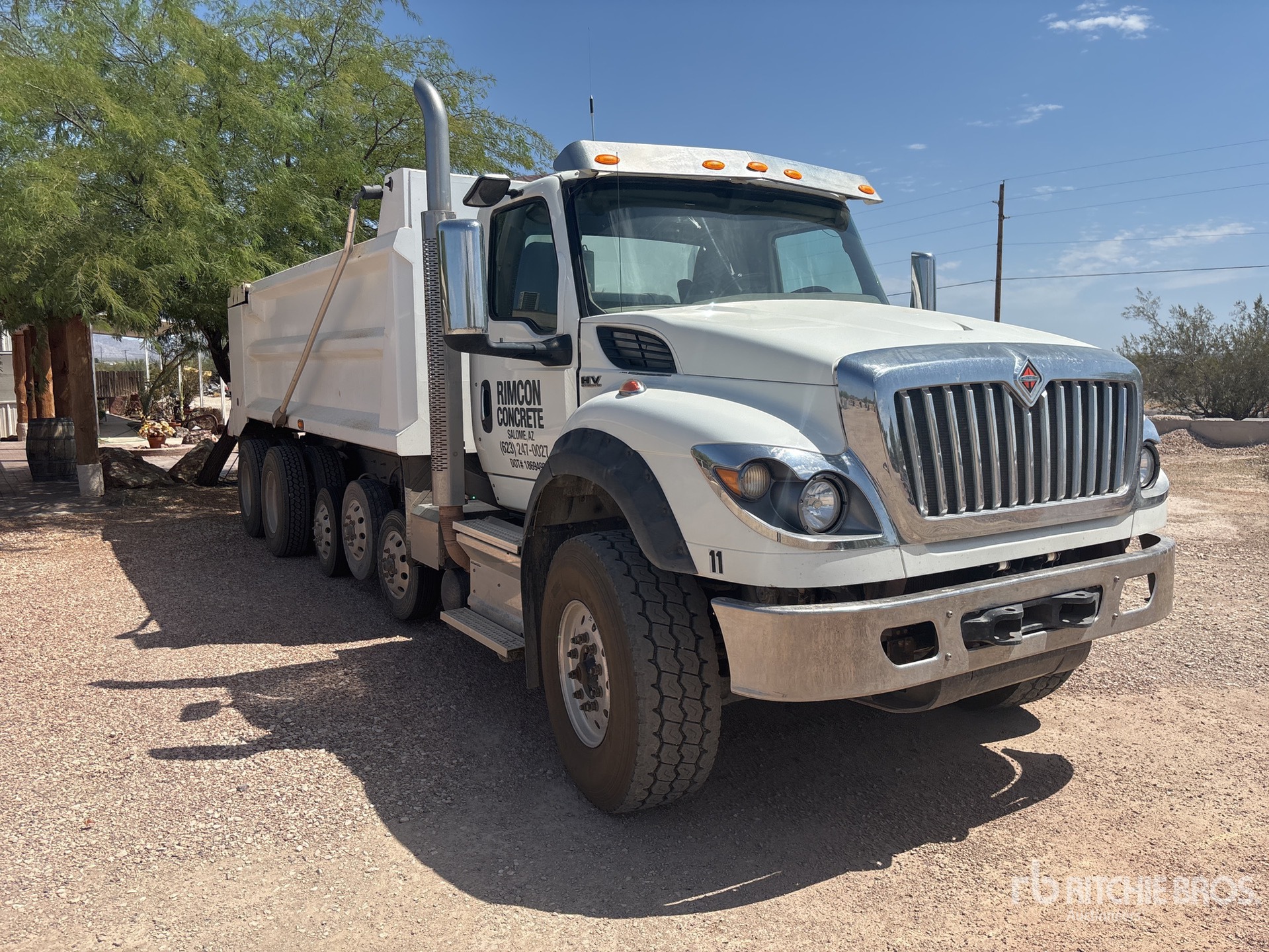 2019 International HV613