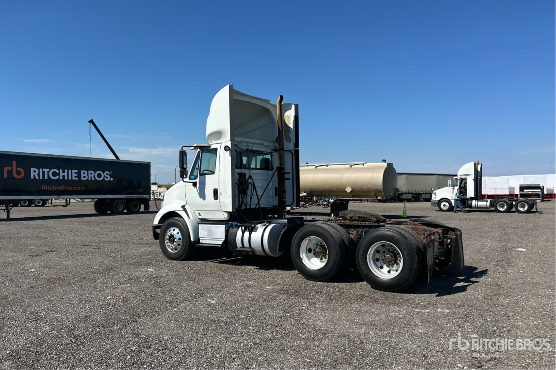 2016 International 8600