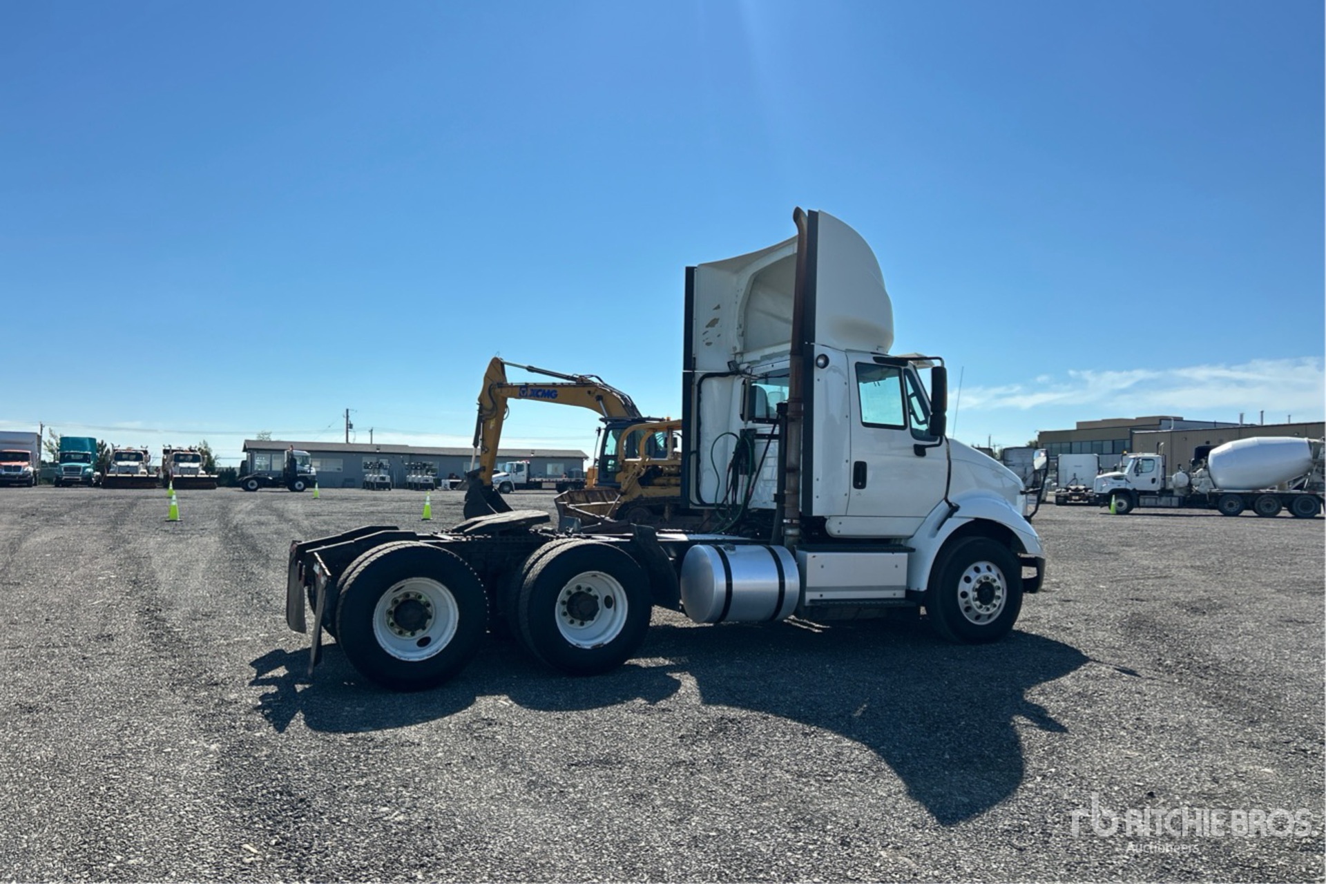 2016 International 8600