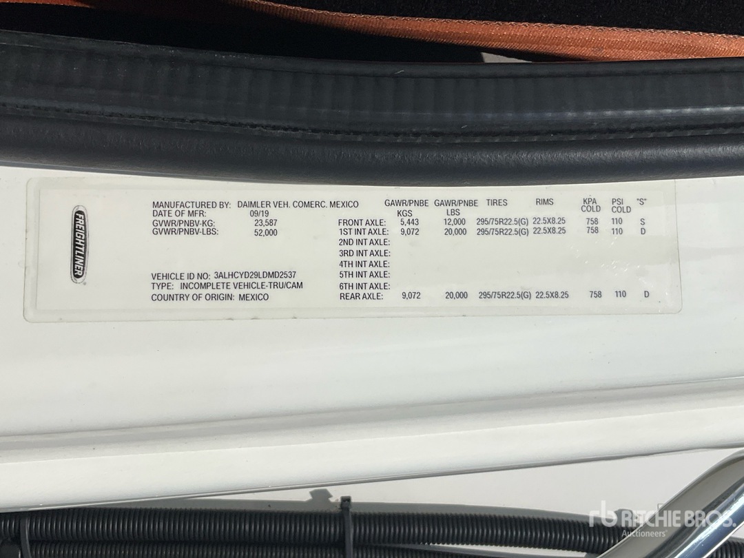 2020 Freightliner M2 106