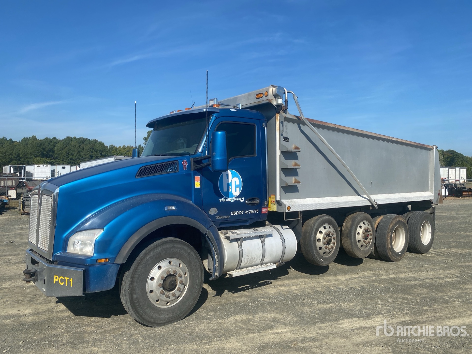 Photo of 2017 Kenworth T880