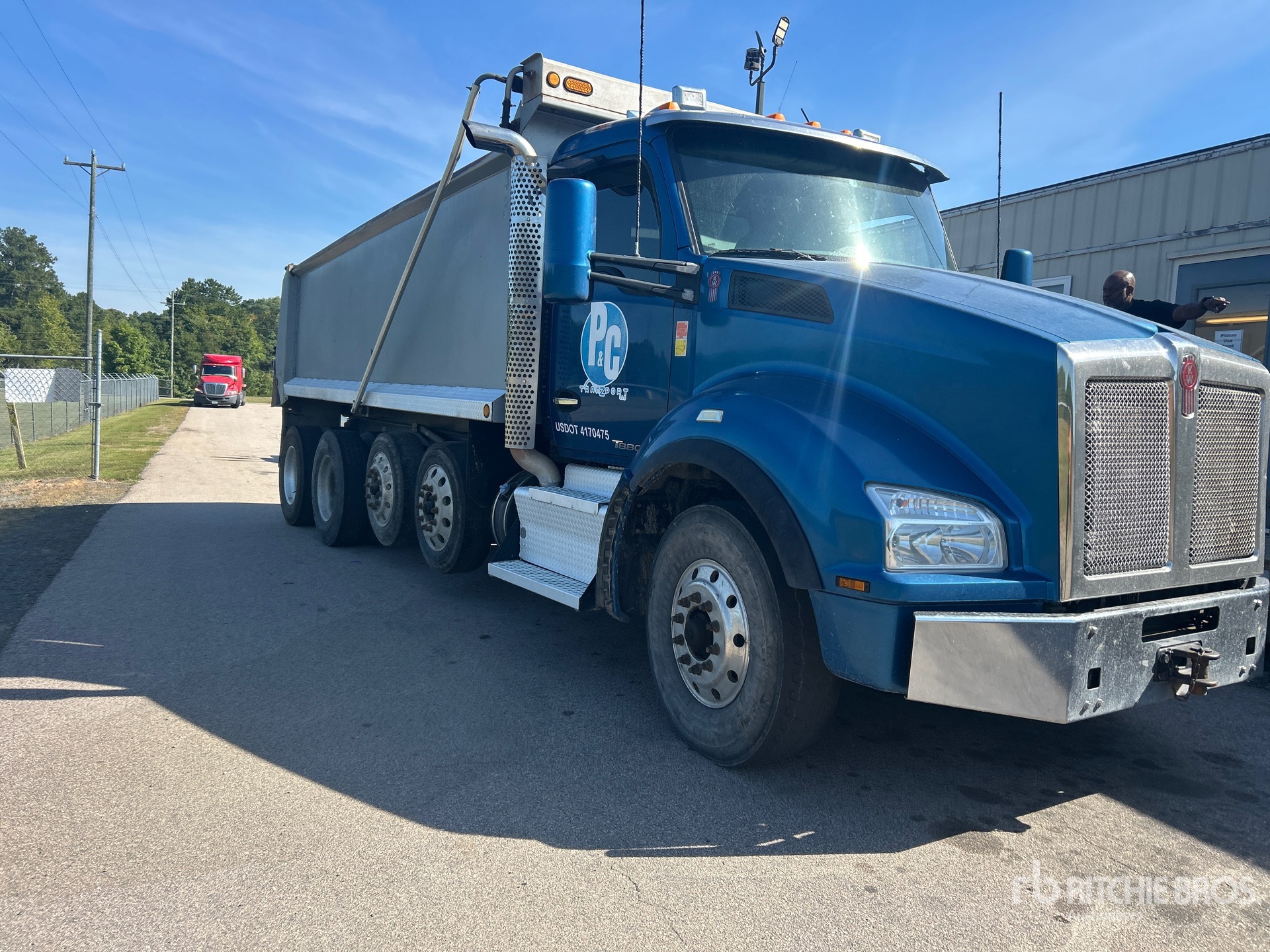 2017 Kenworth T880