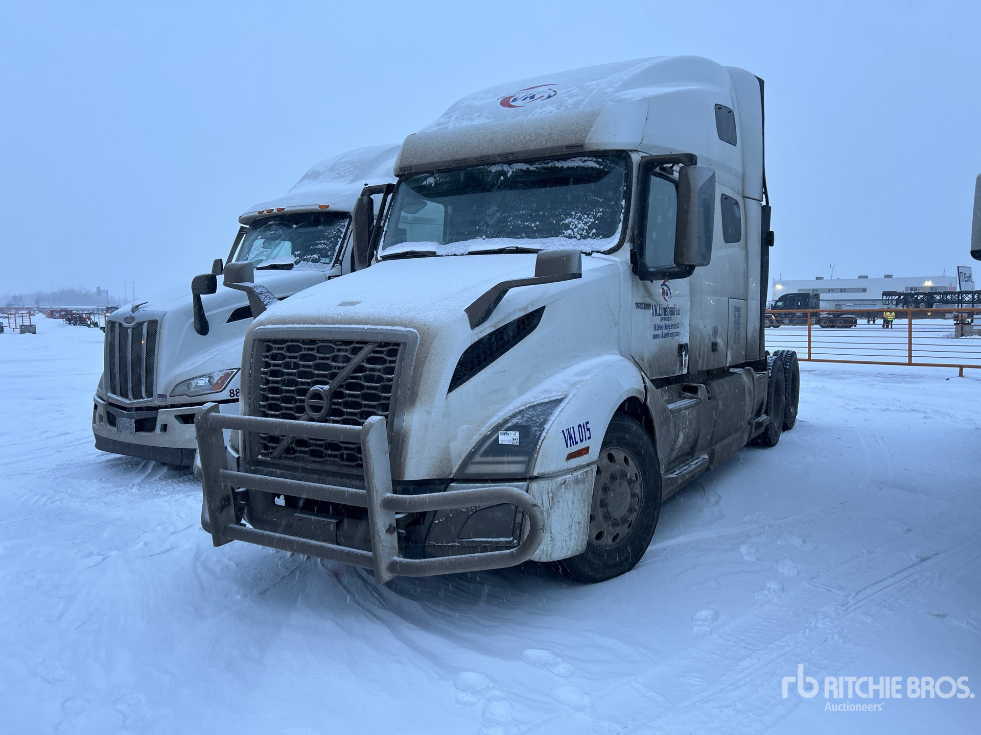 2020 Volvo VNL760