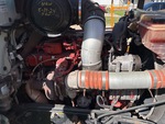 Moteur with Engine - Right Side