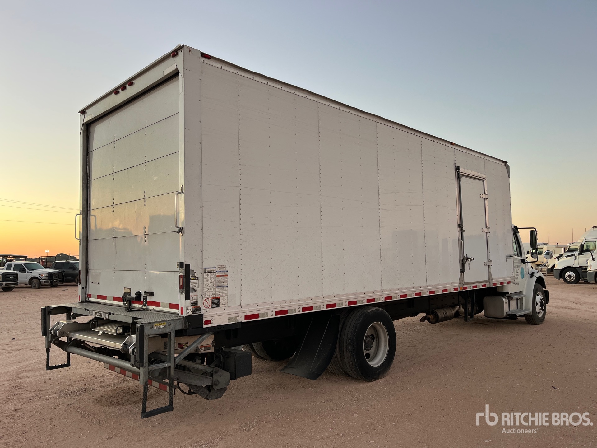 2020 Freightliner M2 106