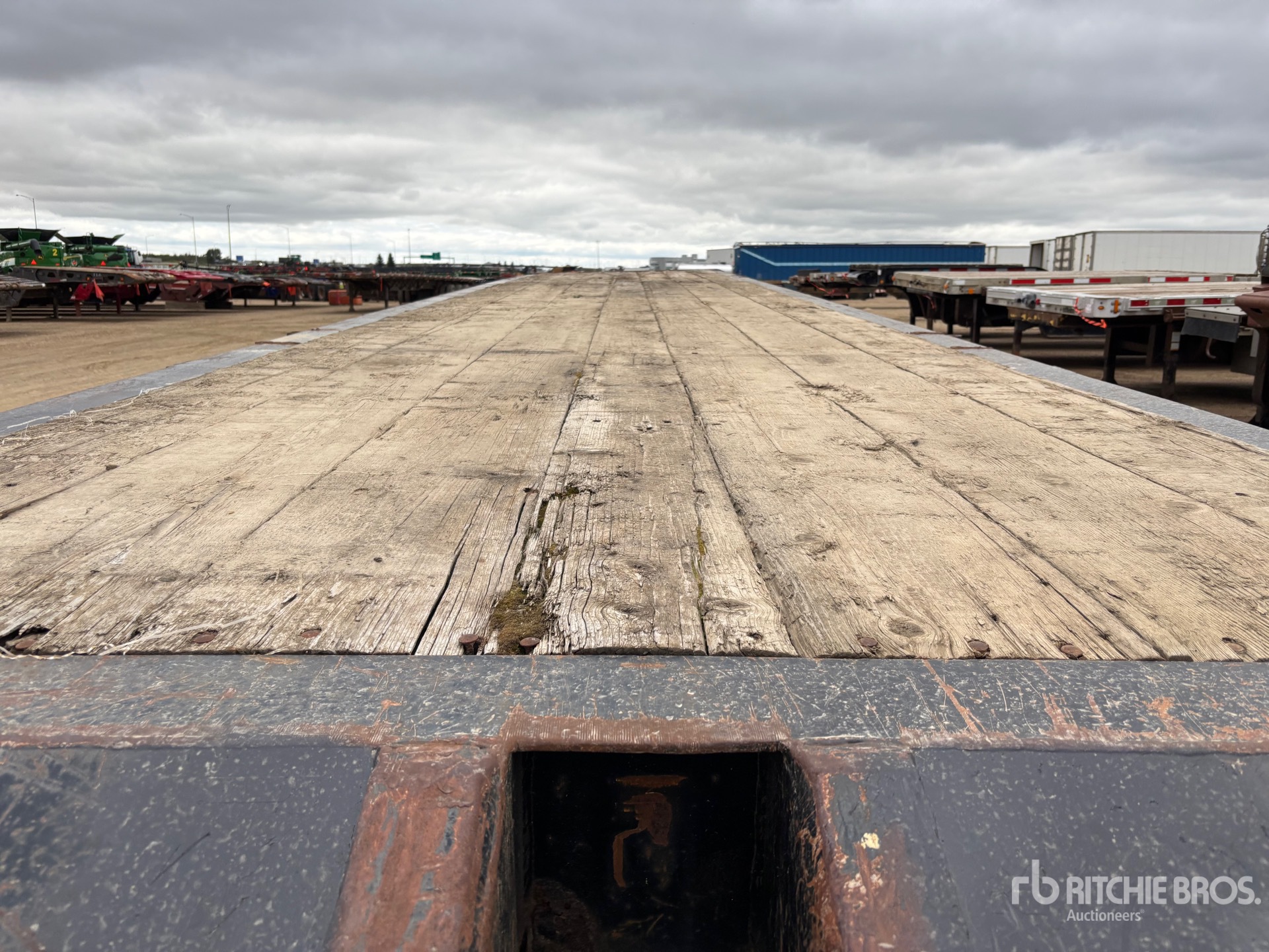 1980 Scona 44 FT T/A FLATBED