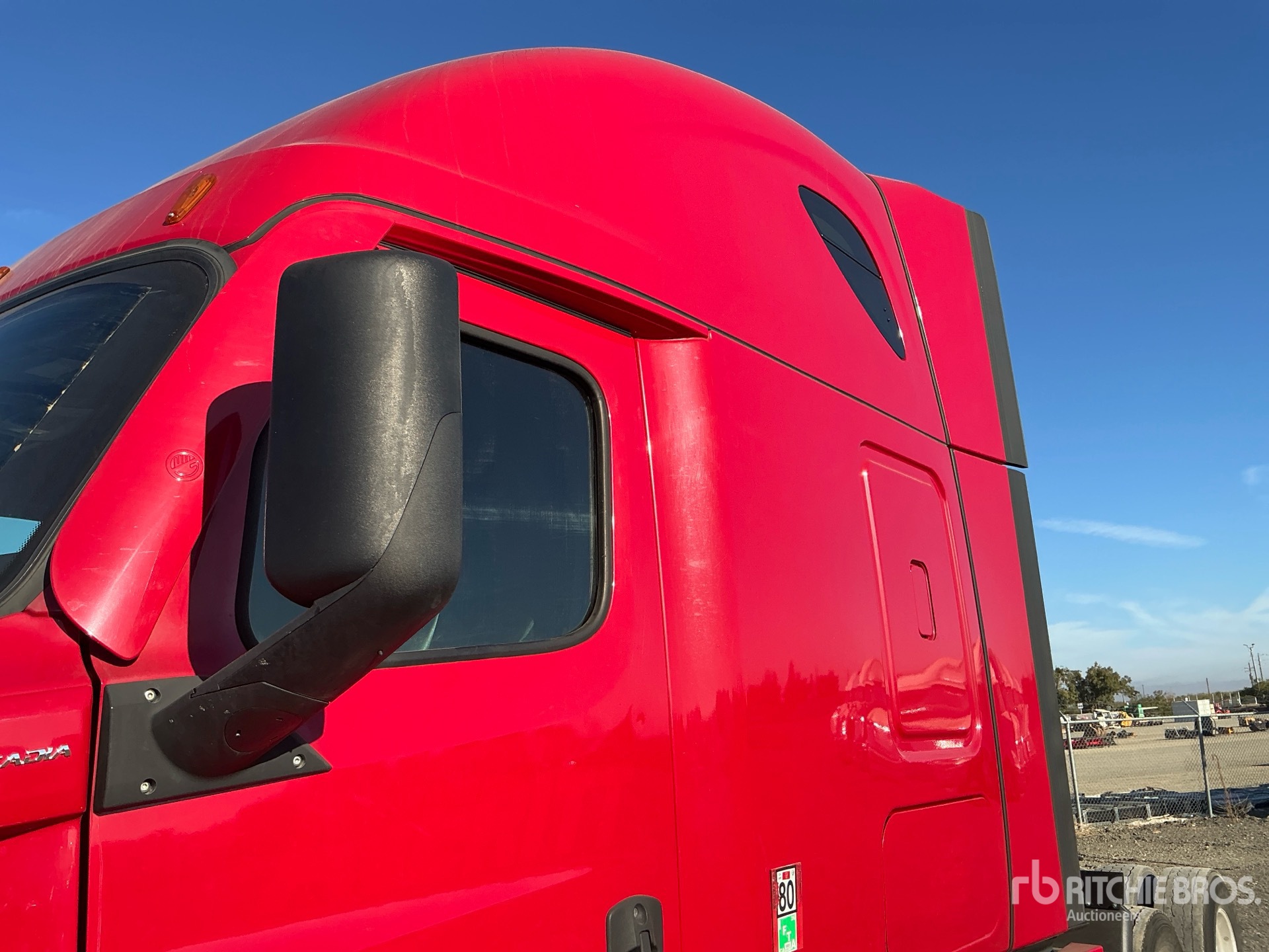 2022 Freightliner CASCADIA 126