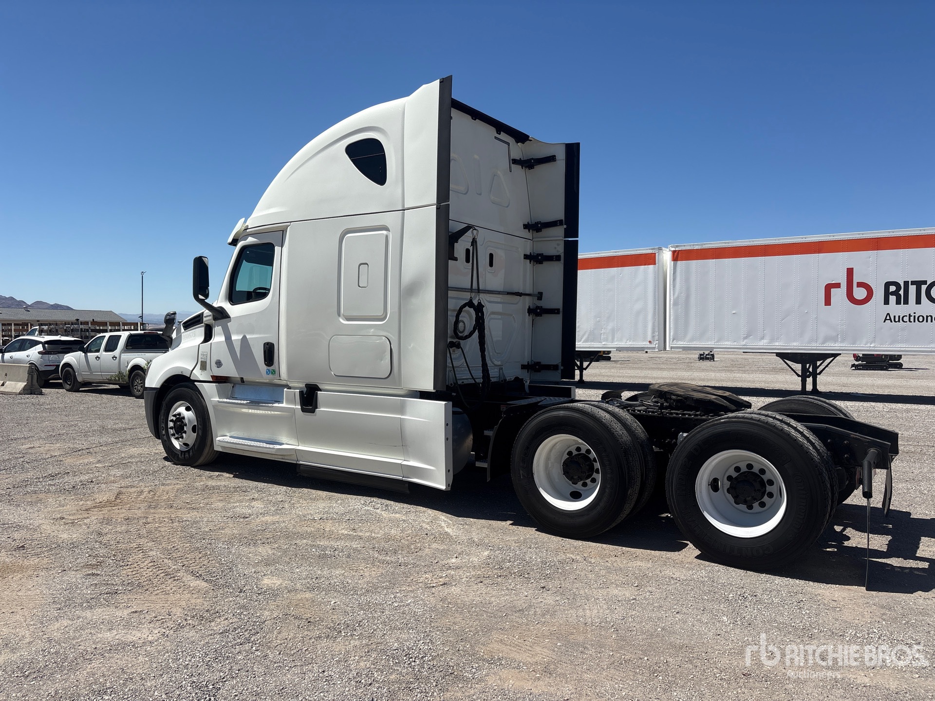 2018 Freightliner CASCADIA 126