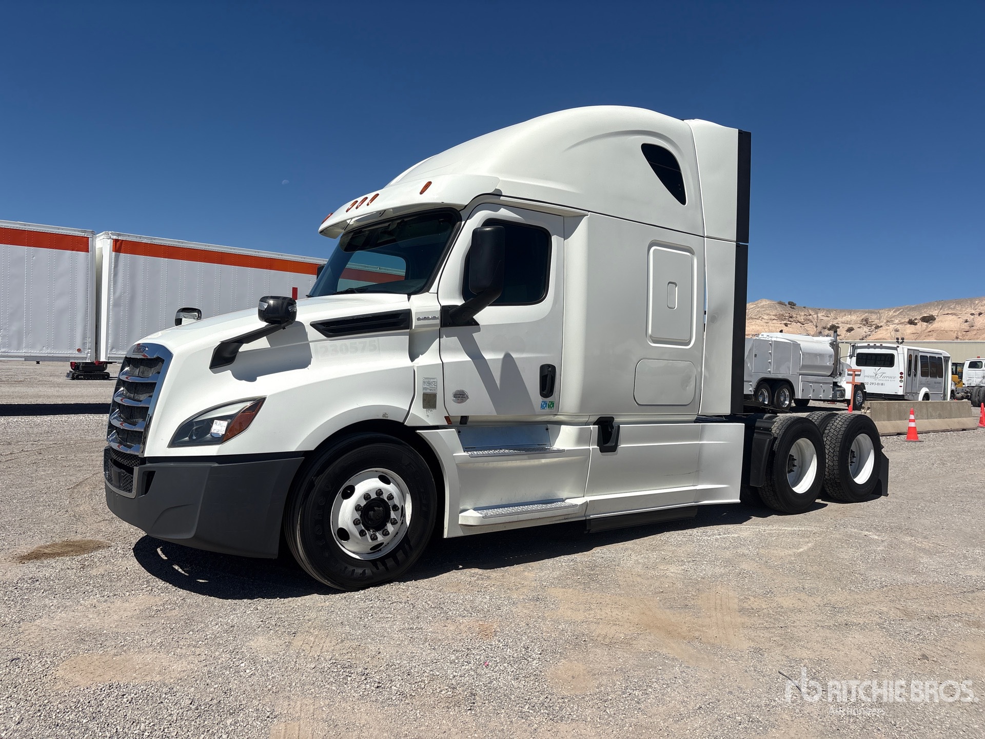 Photo of 2018 Freightliner CASCADIA 126