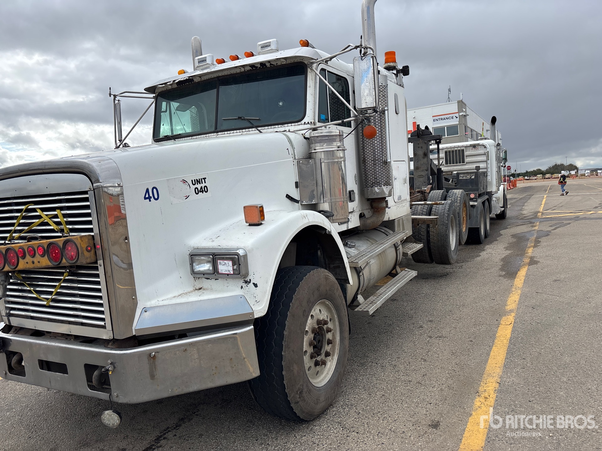2008 Freightliner FLD 120SD