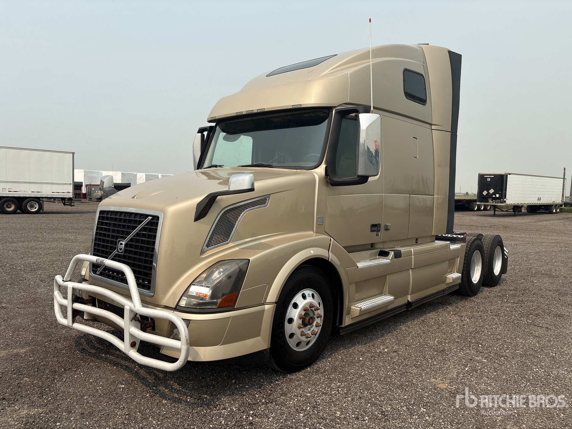 Photo of 2014 Volvo VNL