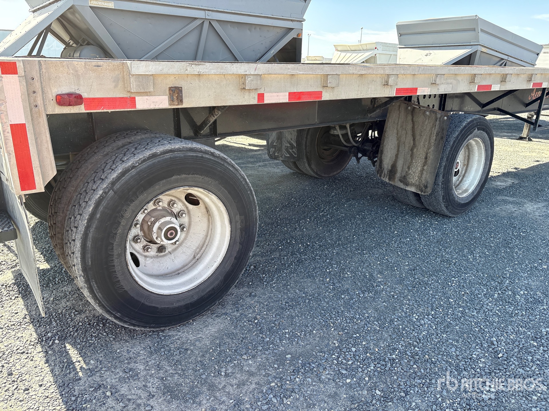 1989 Wilson 45 FT T/A SPREAD AXLE