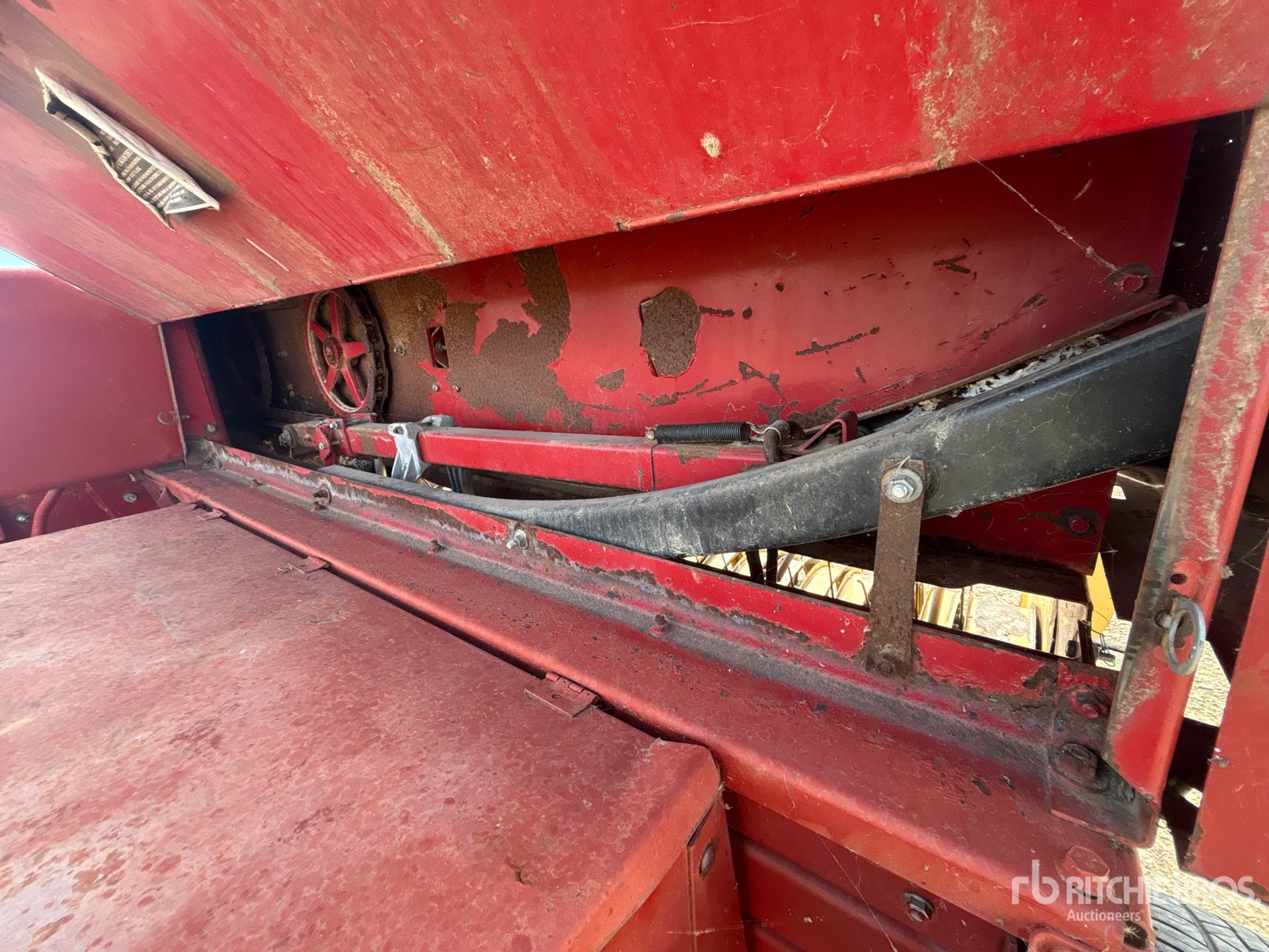 1987 New Holland 326