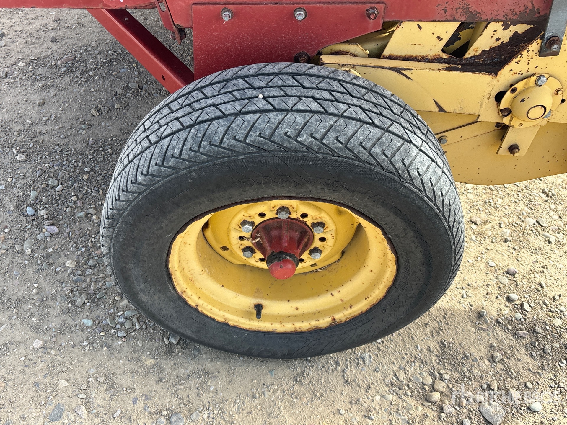 1987 New Holland 326