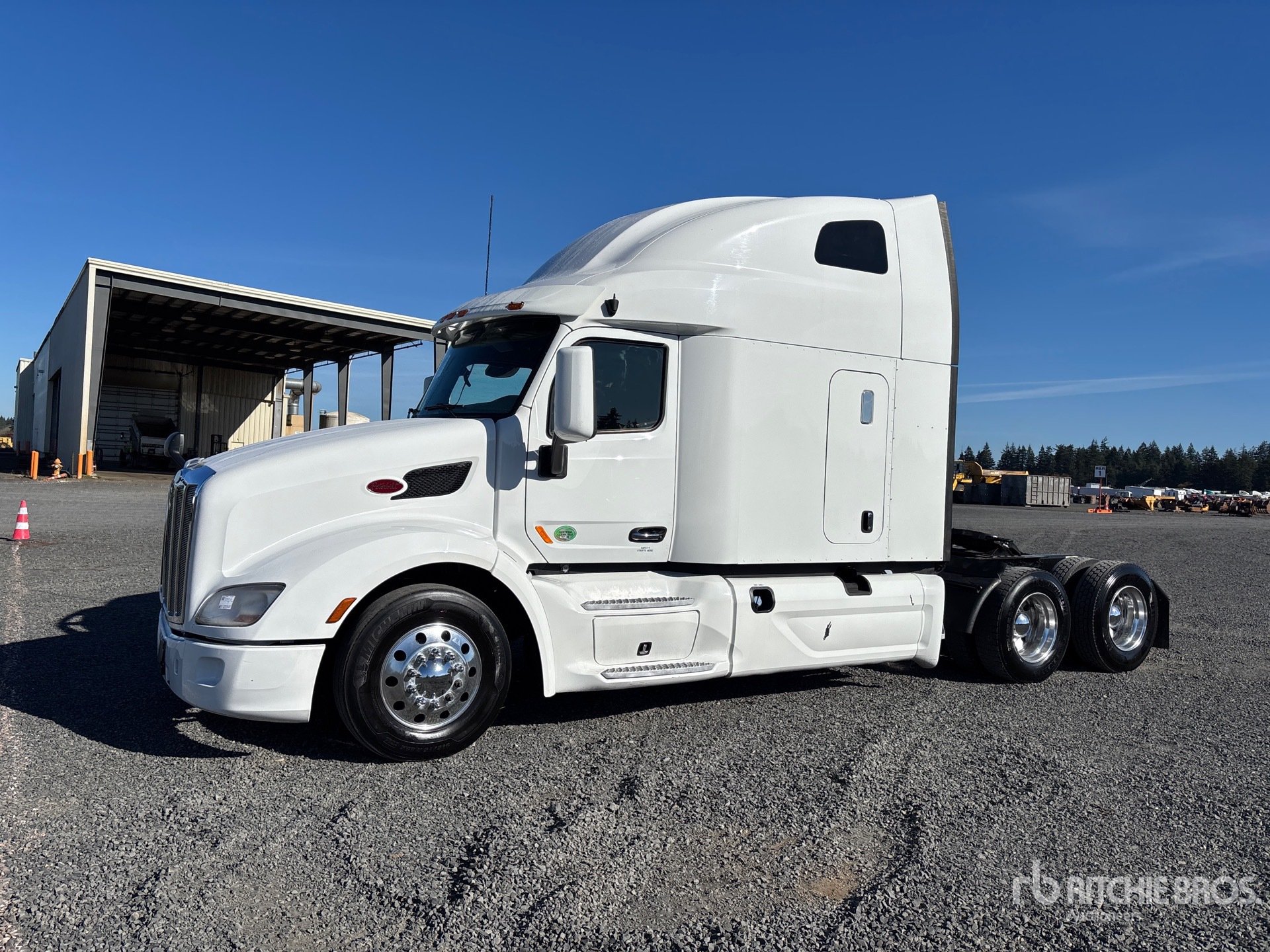 2022 Peterbilt 579