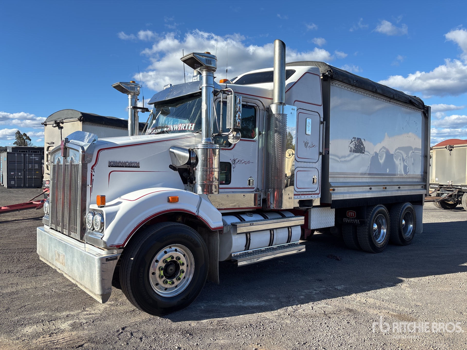 2008 Kenworth T408SAR
