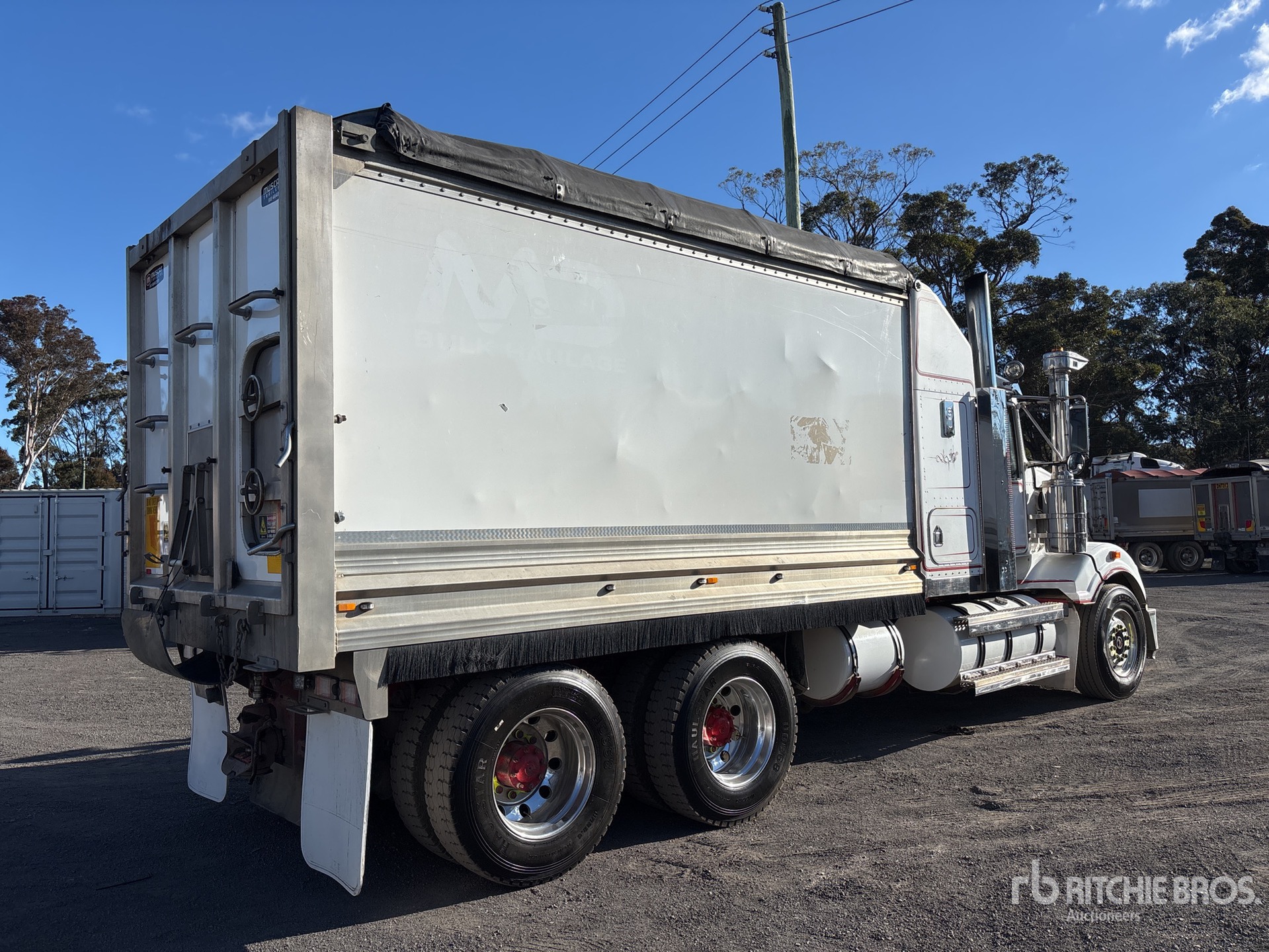 2008 Kenworth T408SAR