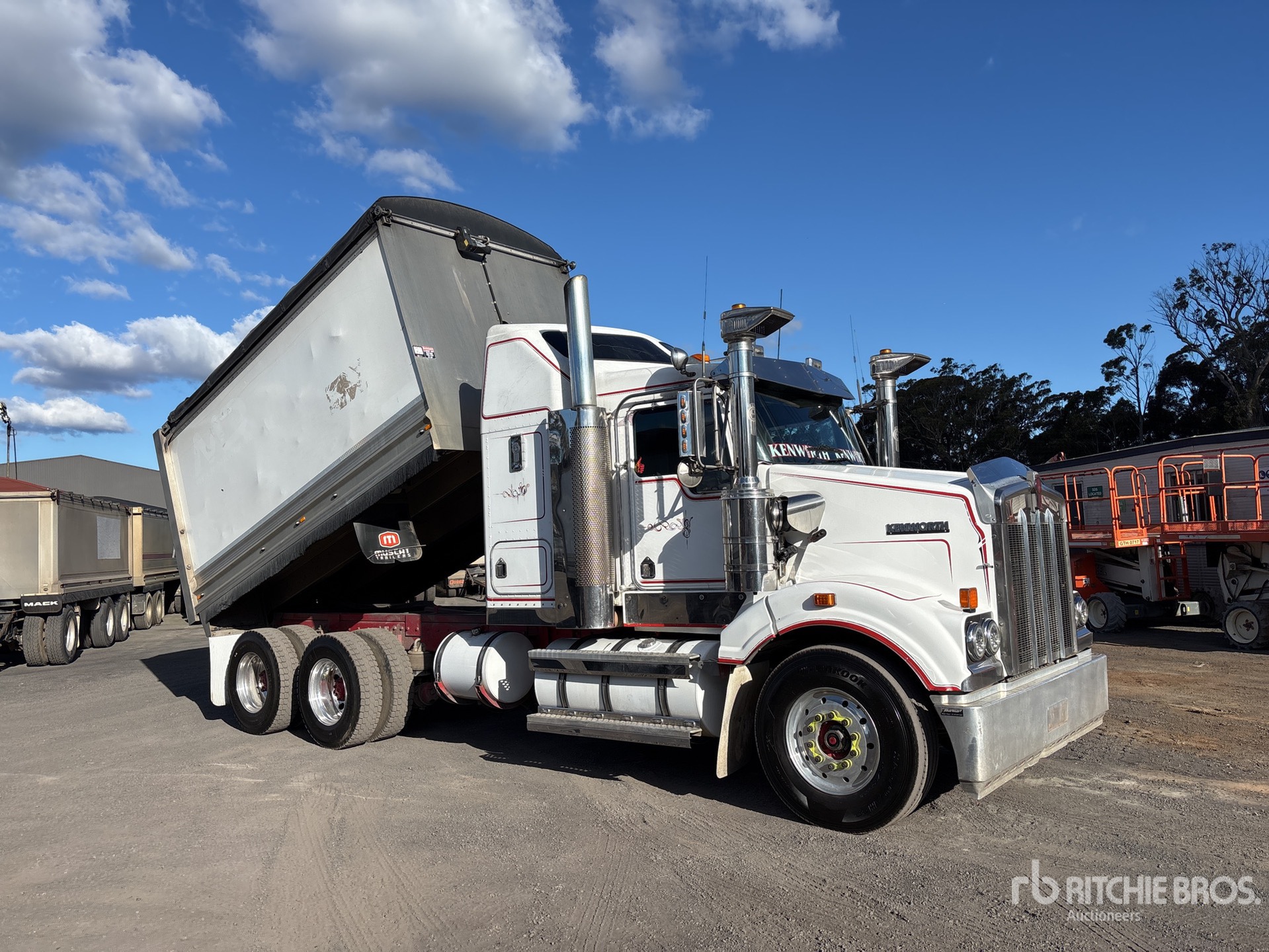 2008 Kenworth T408SAR
