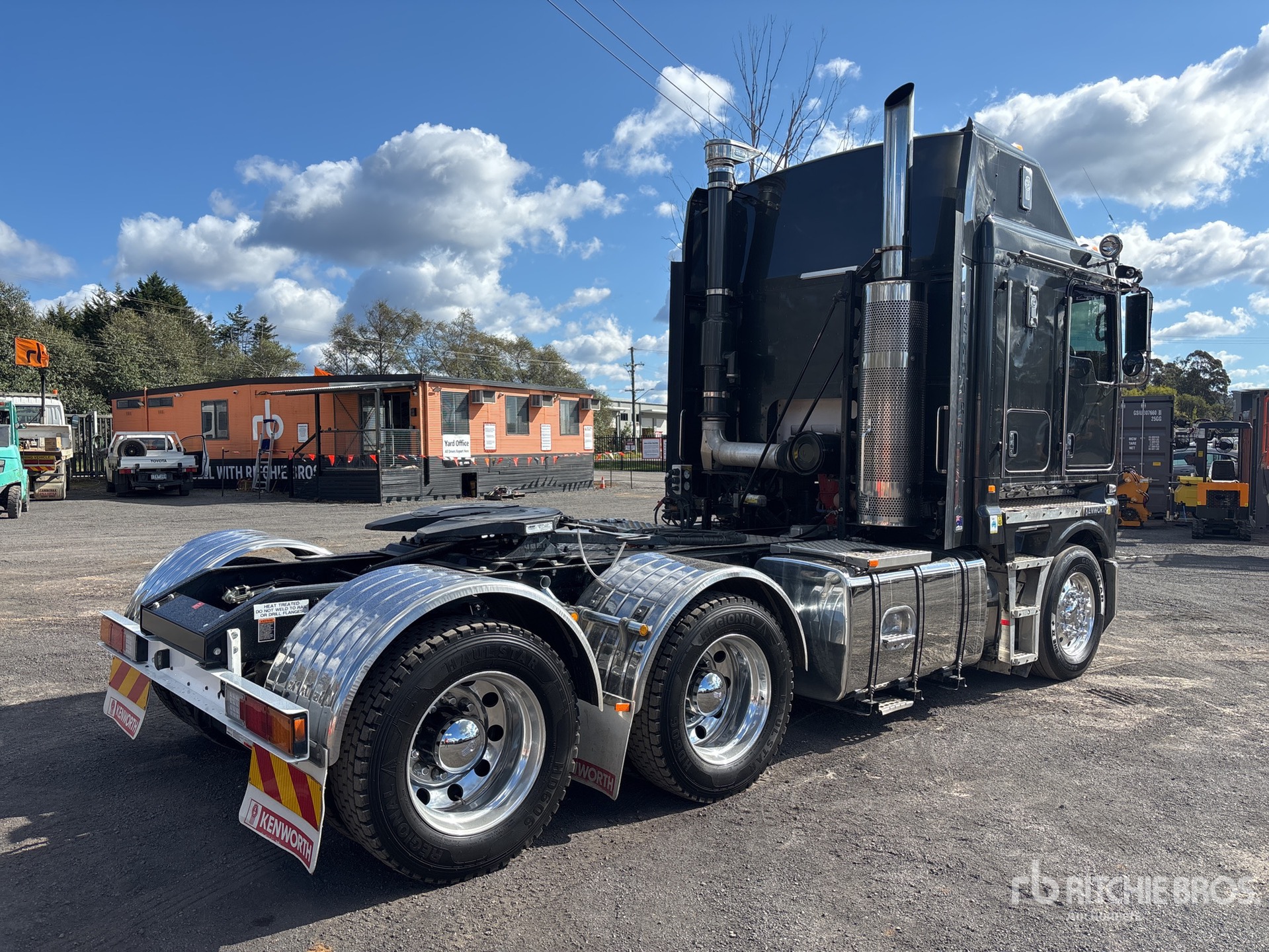 2023 Kenworth K200 AERODYNE