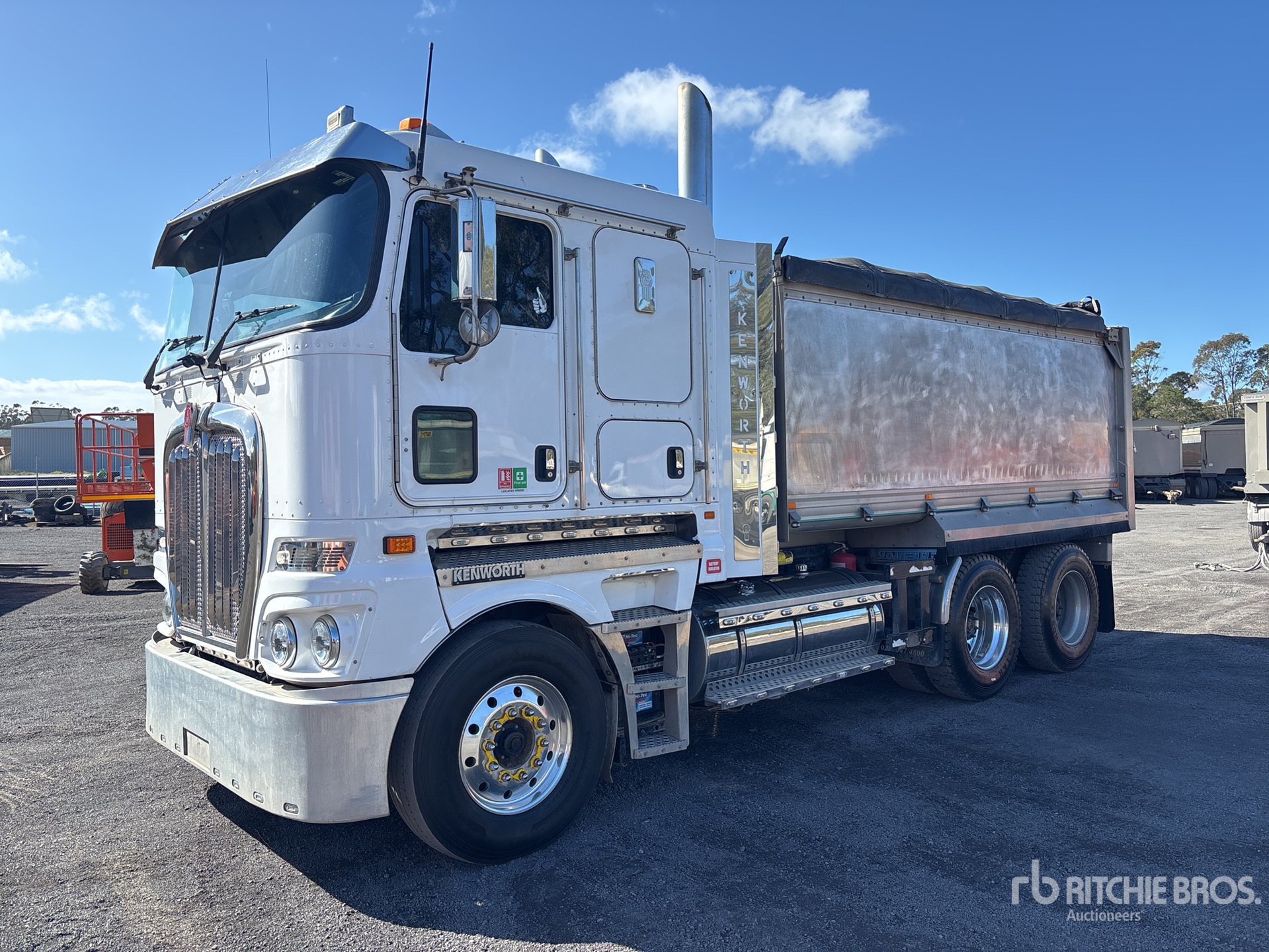 2017 Kenworth K200