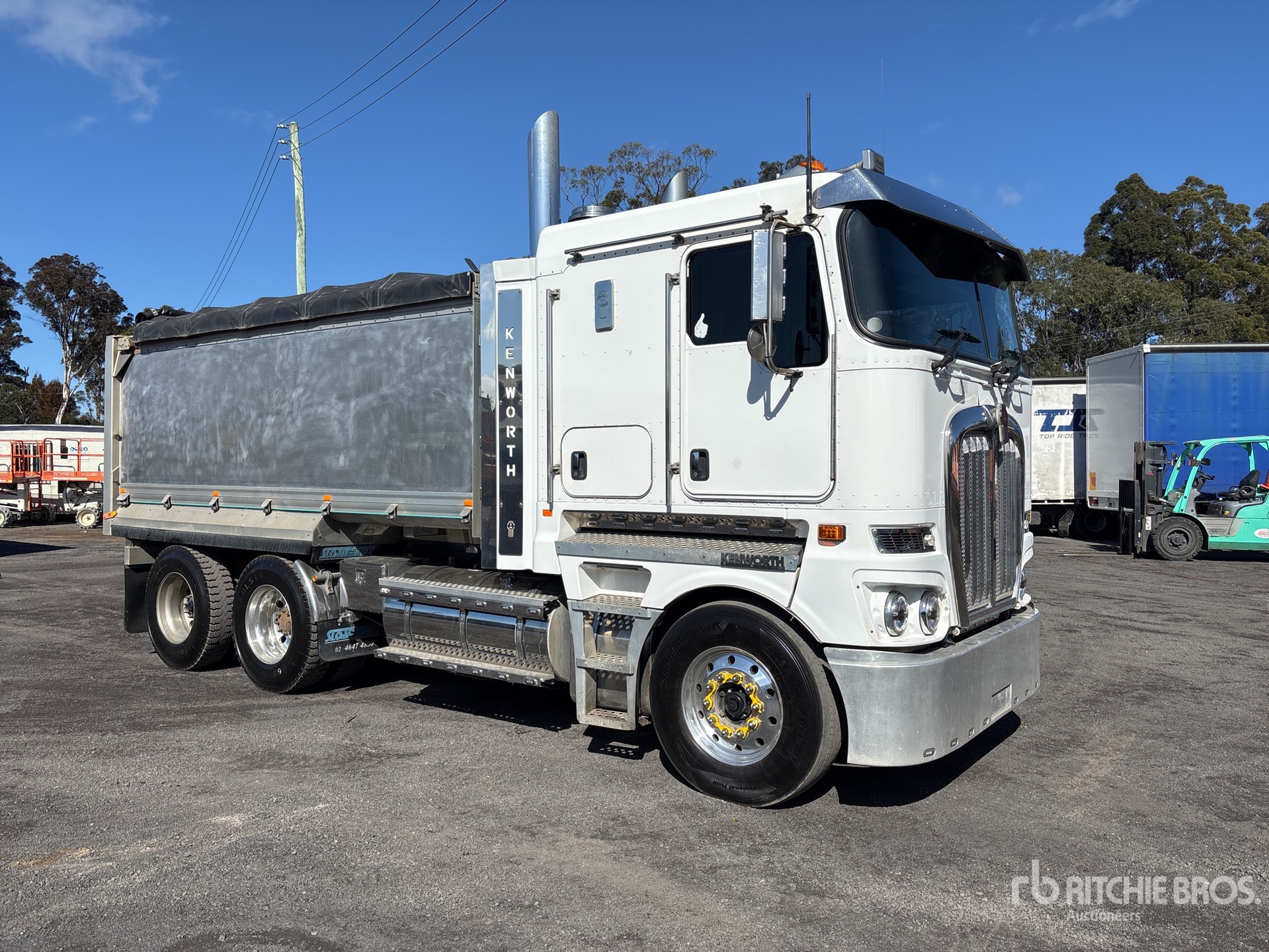 2017 Kenworth K200
