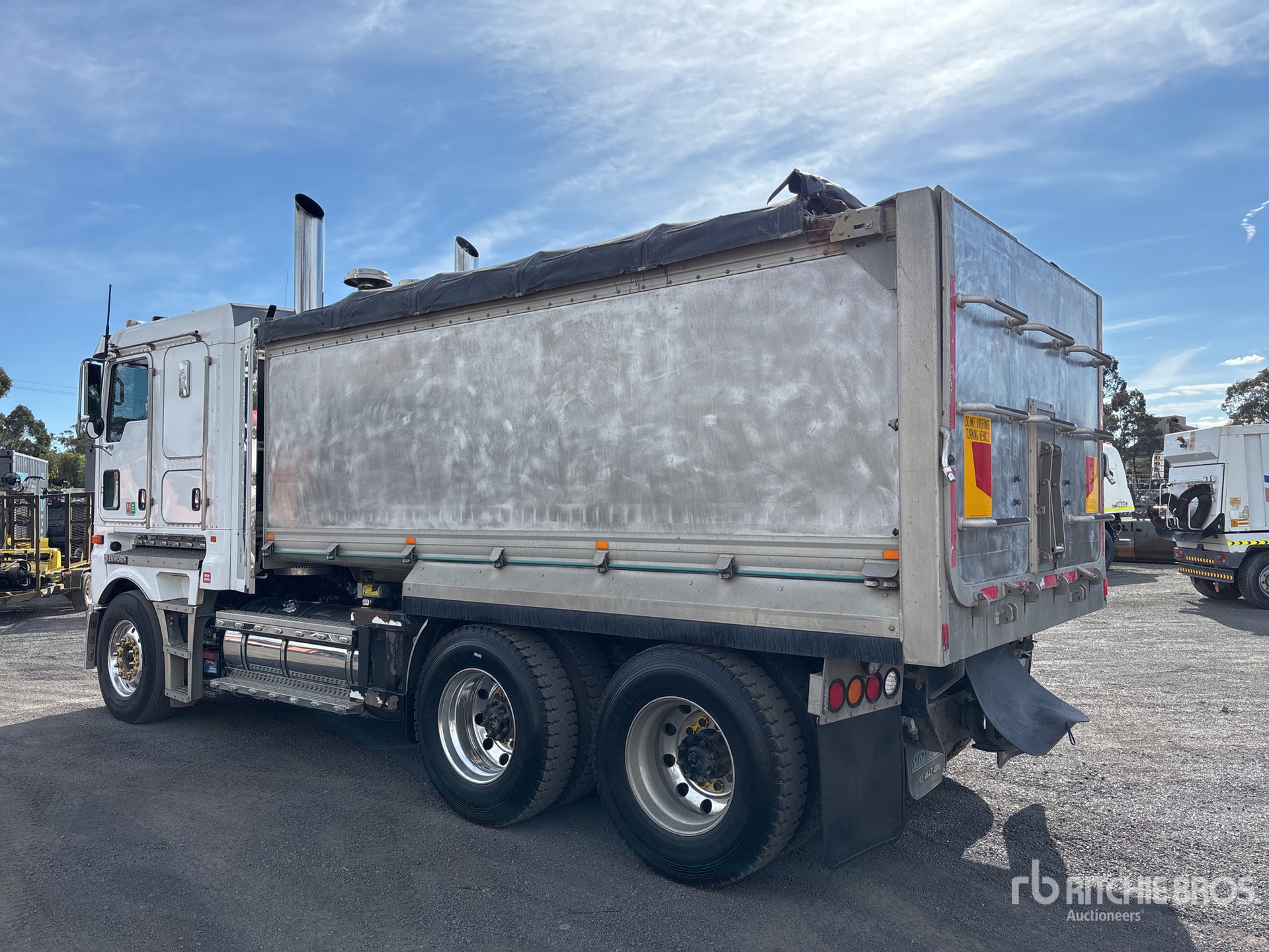 2017 Kenworth K200