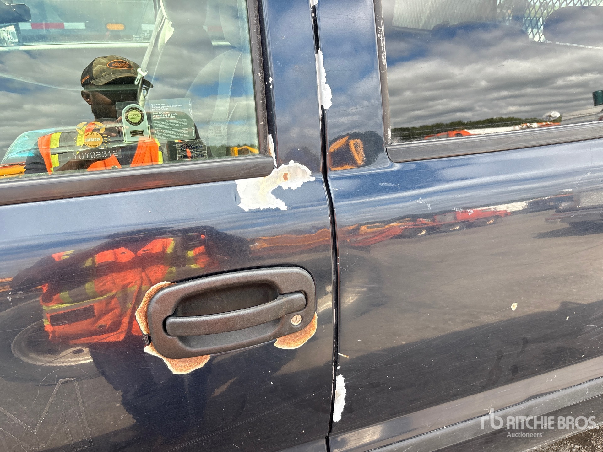 2005 GMC SIERRA 2500