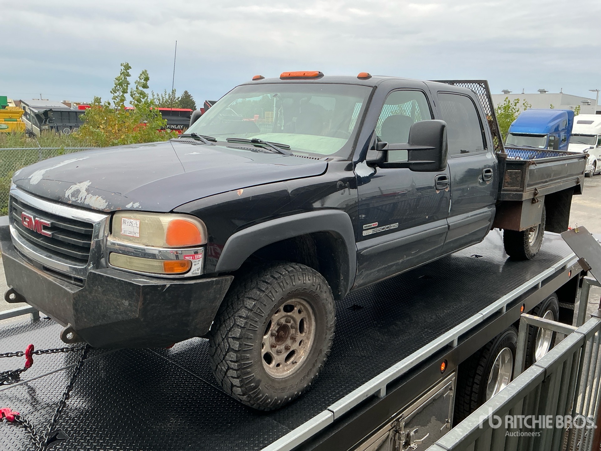 Photo of 2005 GMC SIERRA 2500