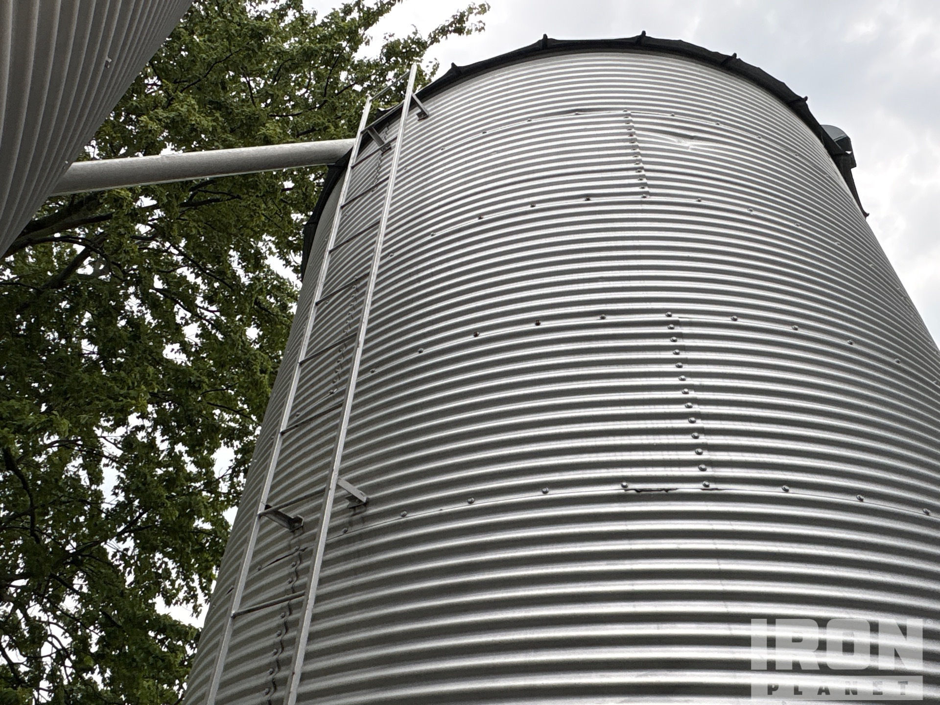 Westeel +/- 2400 bu 8 Ring W/ homemade  ...