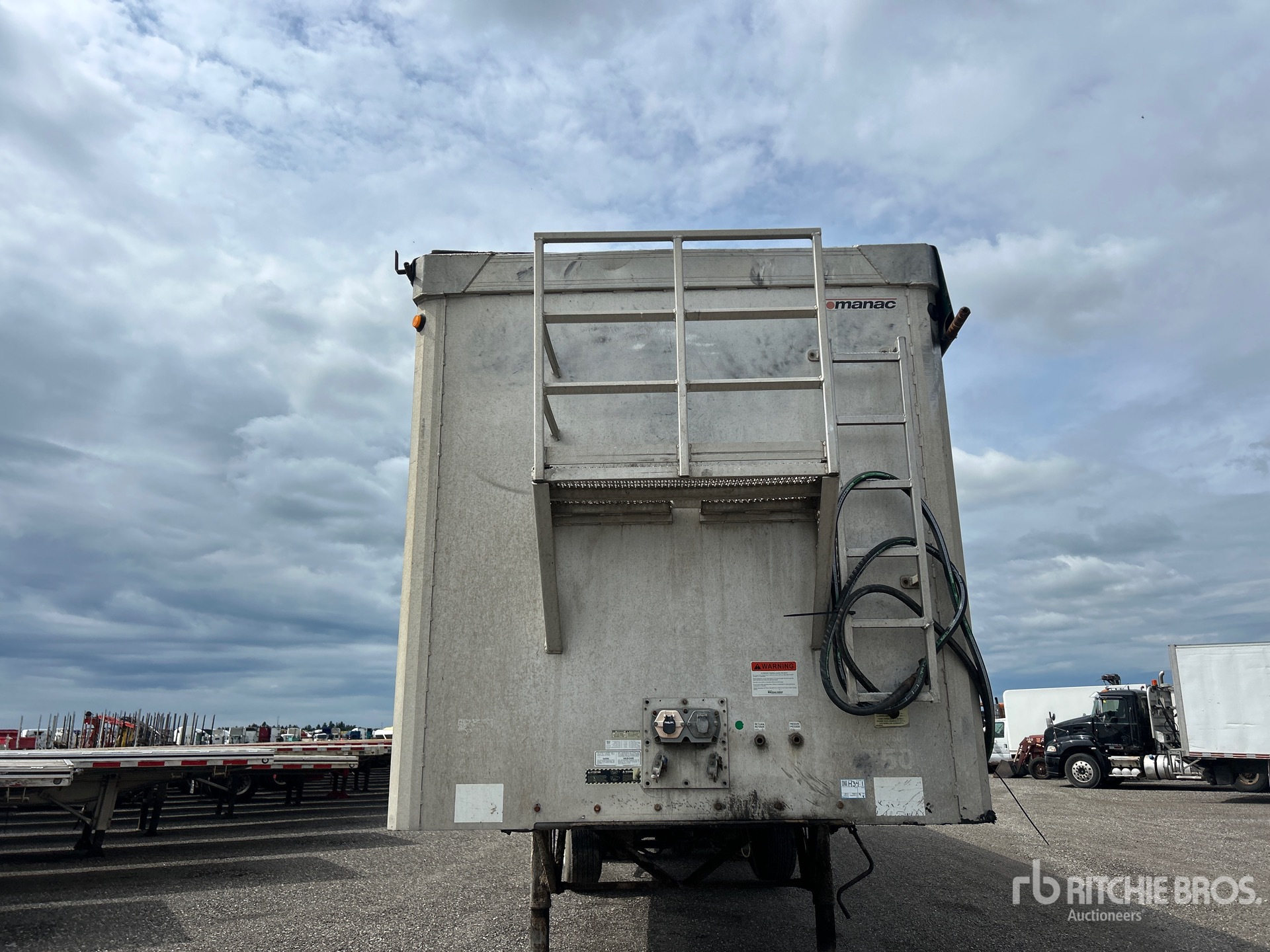 2009 Manac 48 ft Quad/A