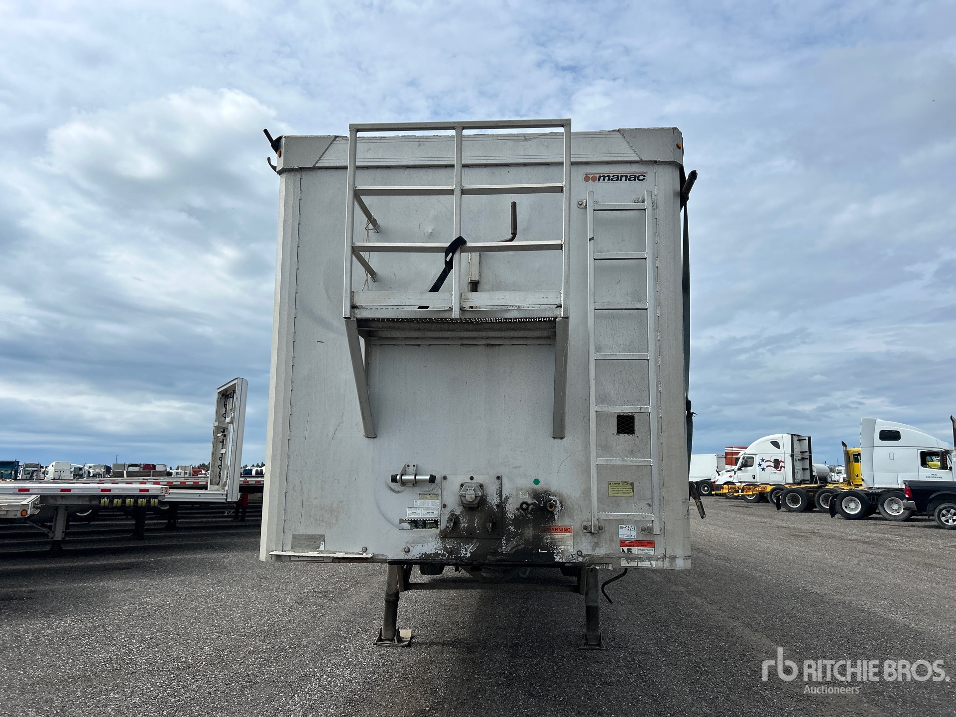 2011 Manac 48 ft Quad/A