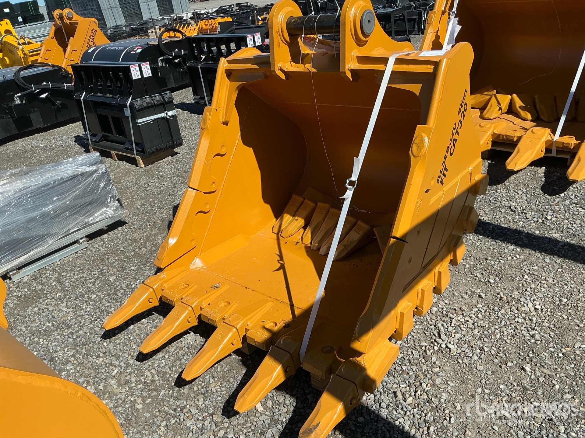2026 LYALS ALS EB320