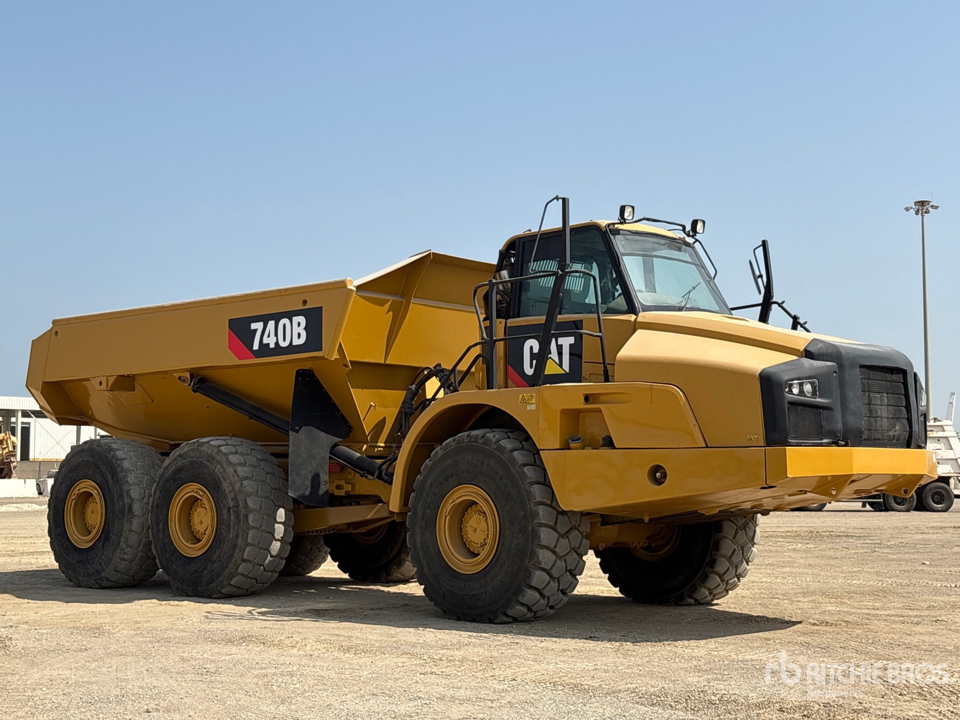 2012 Caterpillar 740B