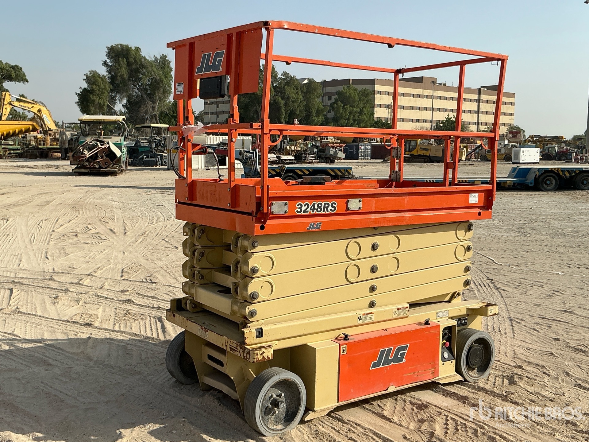 2015 JLG 3248RS