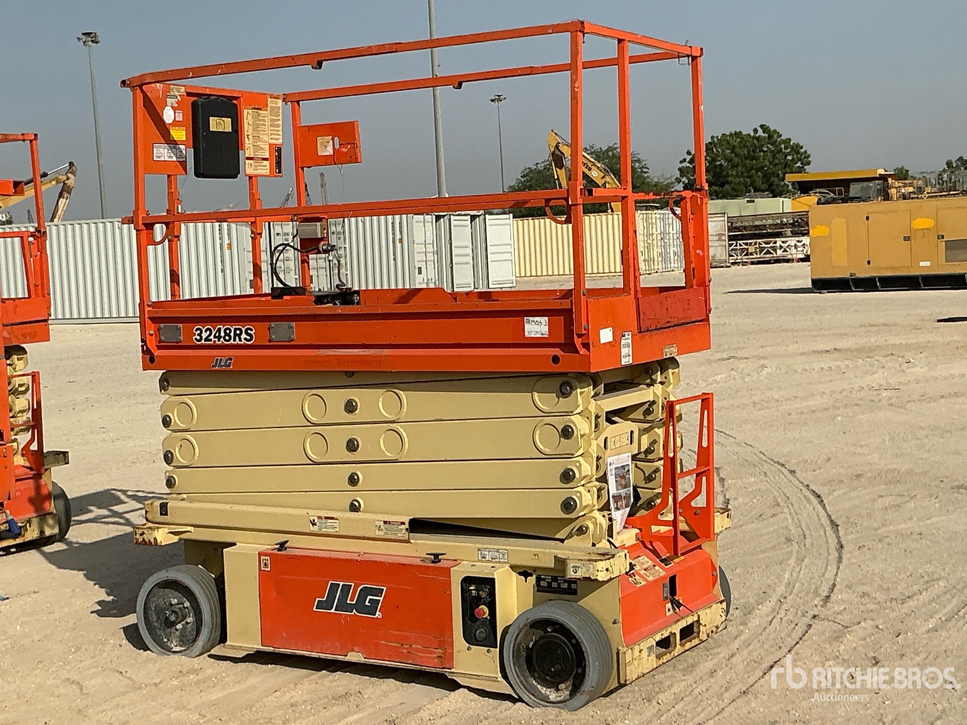 Photo of 2015 JLG 3248RS