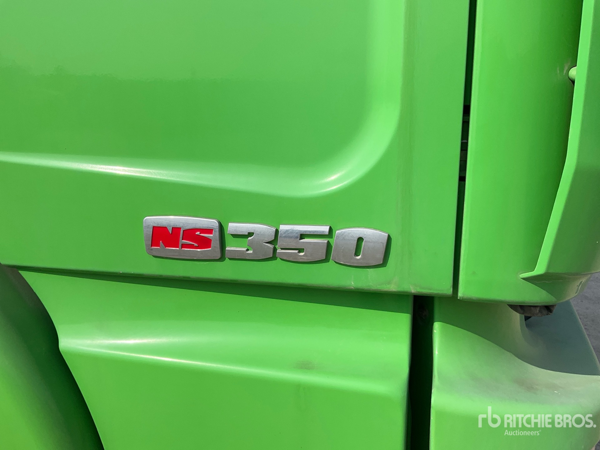 2021 XCMG XGA3310D6NEX