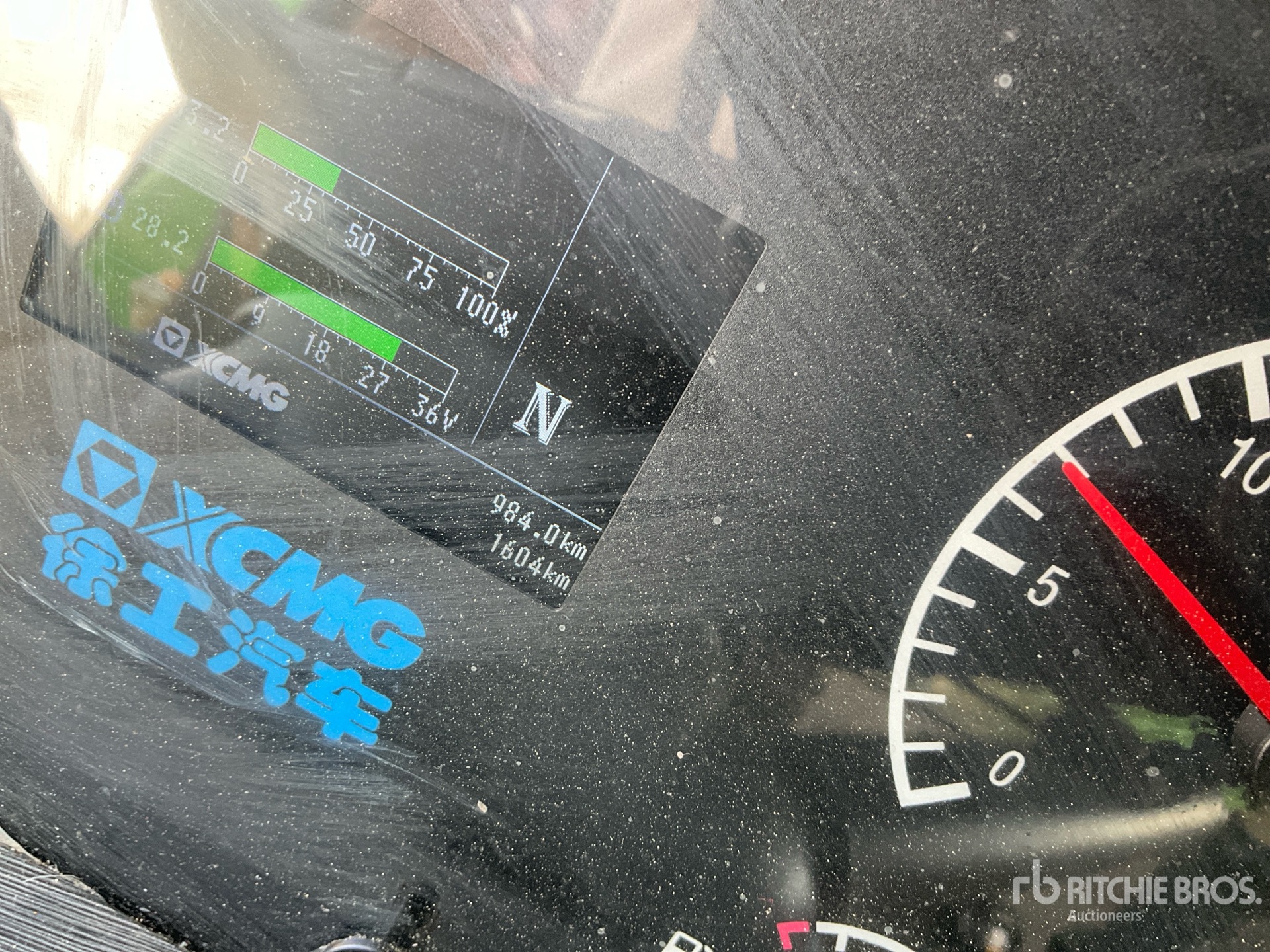 2021 XCMG XGA3310D6NEX