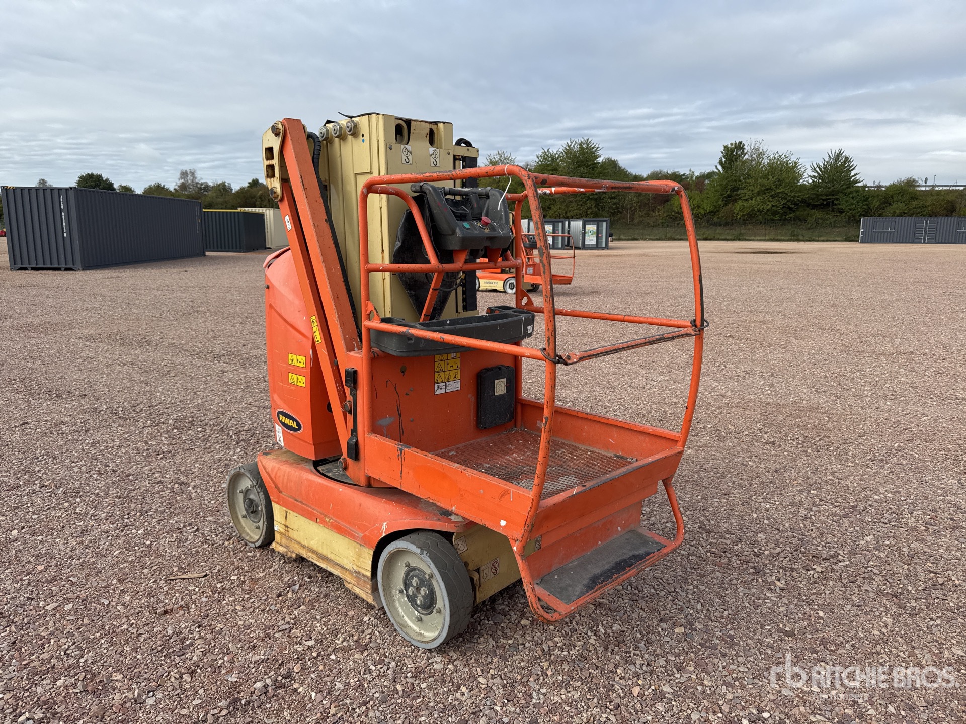 2012 JLG TOUCAN 8E