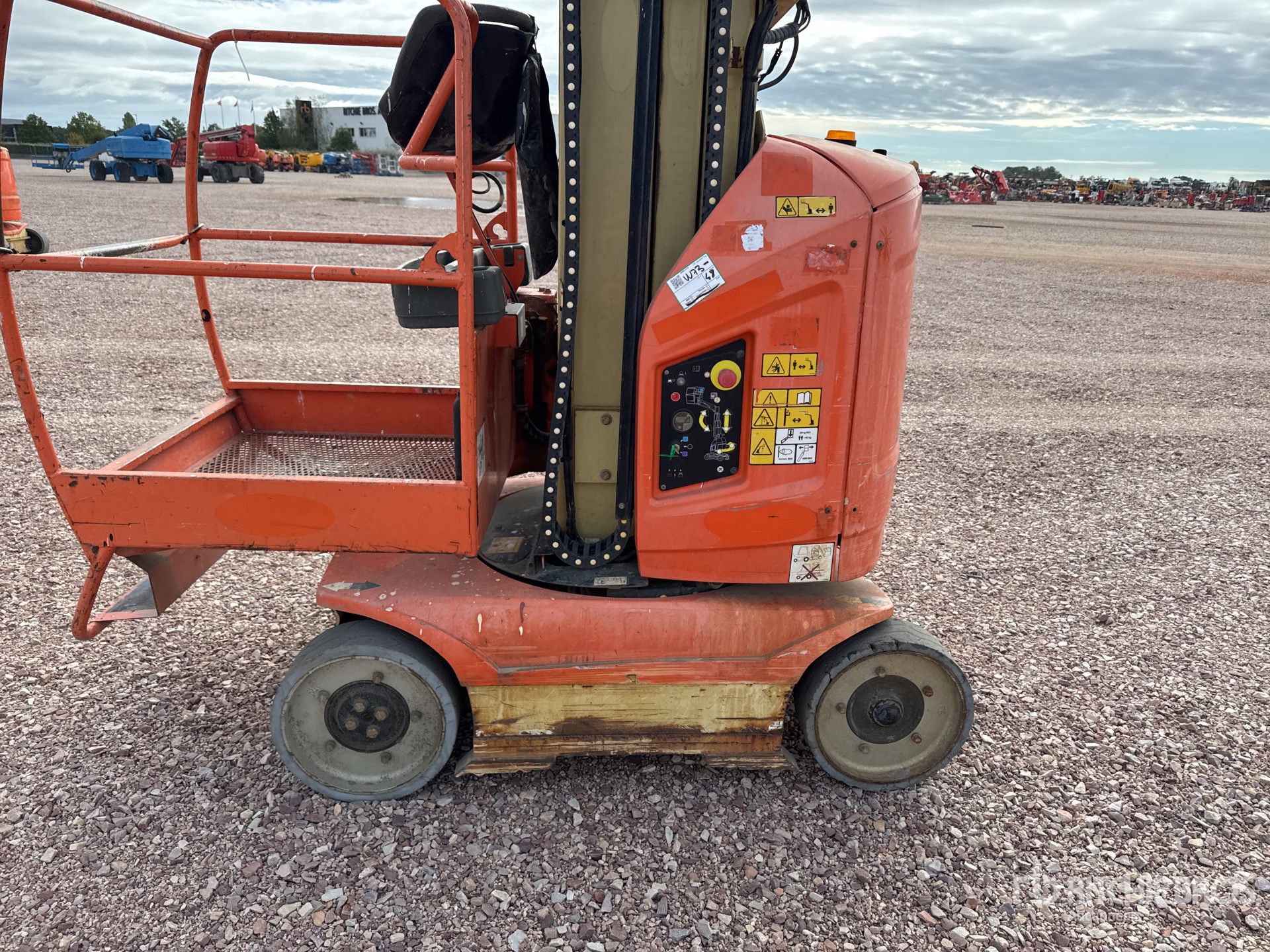 2012 JLG TOUCAN 8E