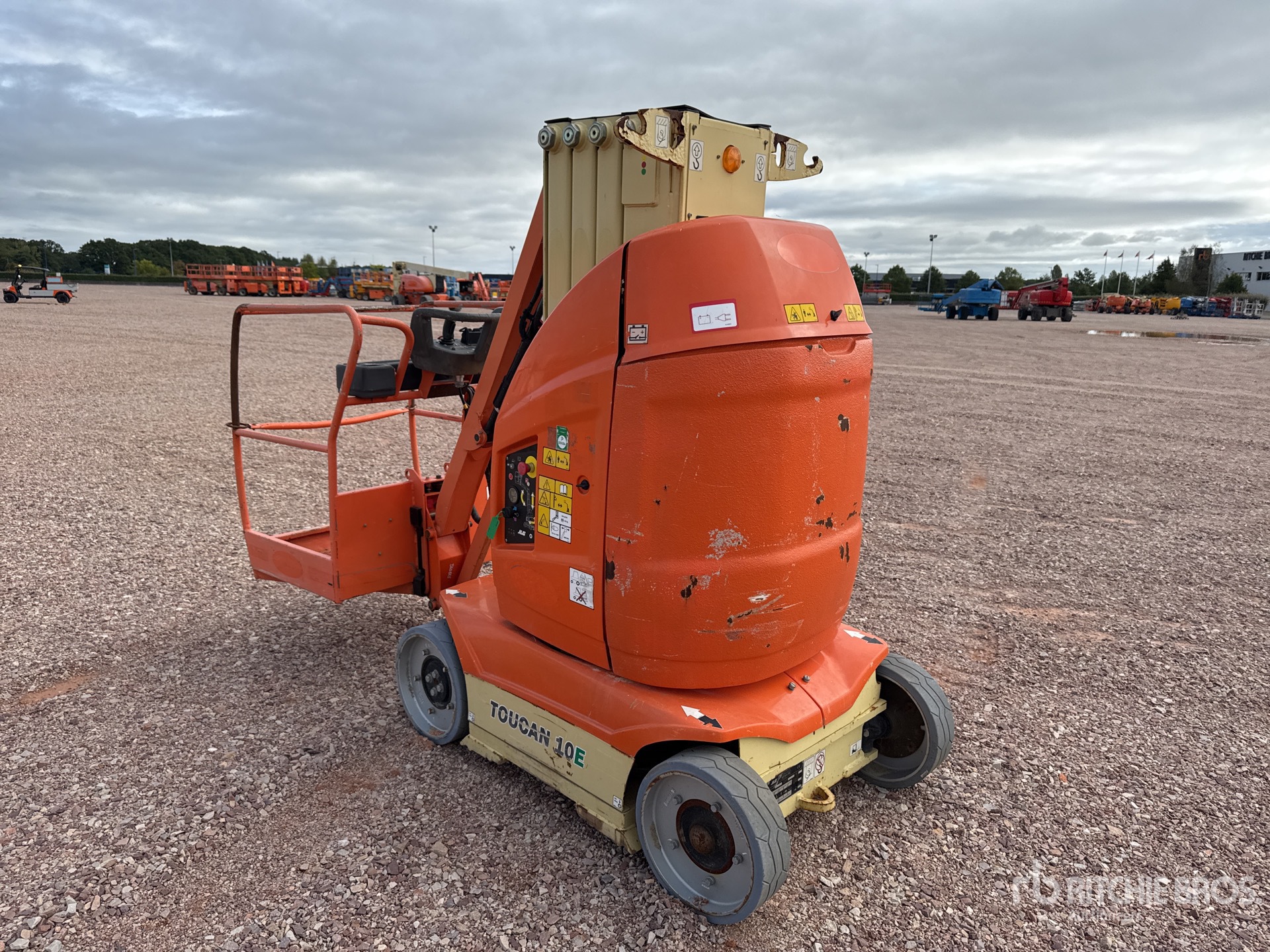 2014 JLG TOUCAN 10E