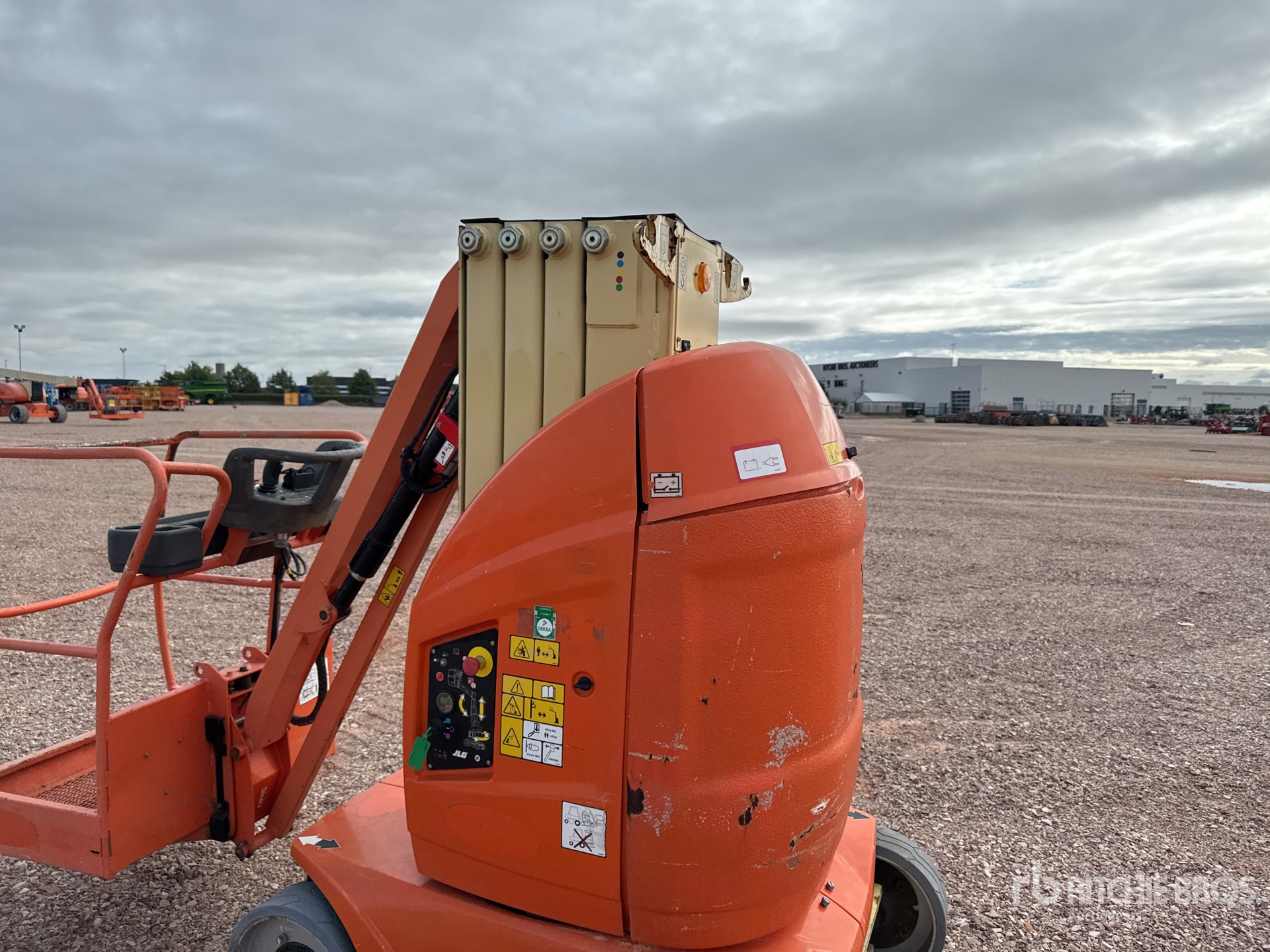 2014 JLG TOUCAN 10E