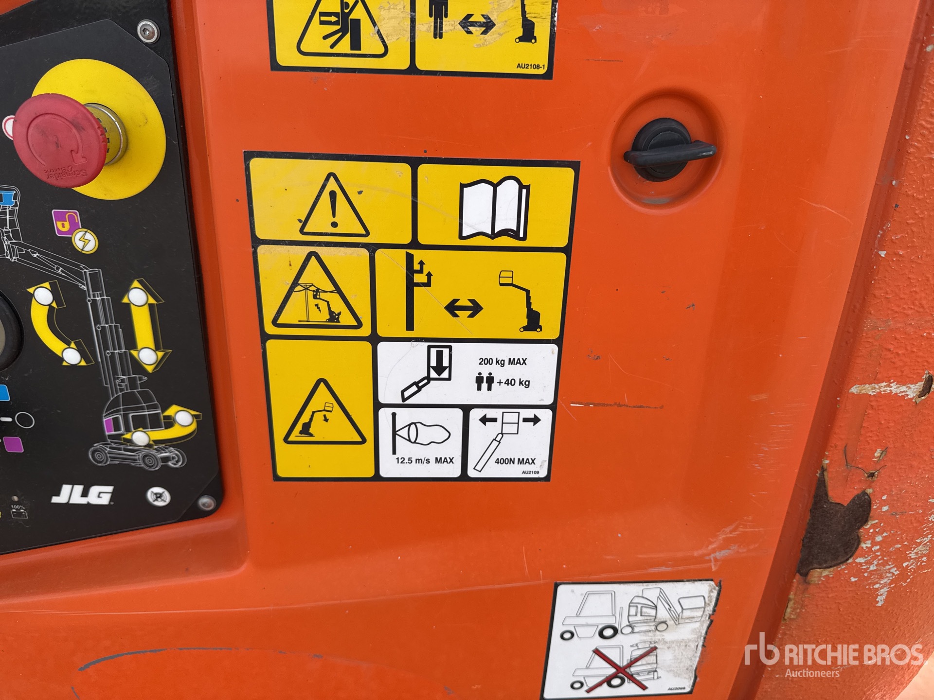 2014 JLG TOUCAN 10E