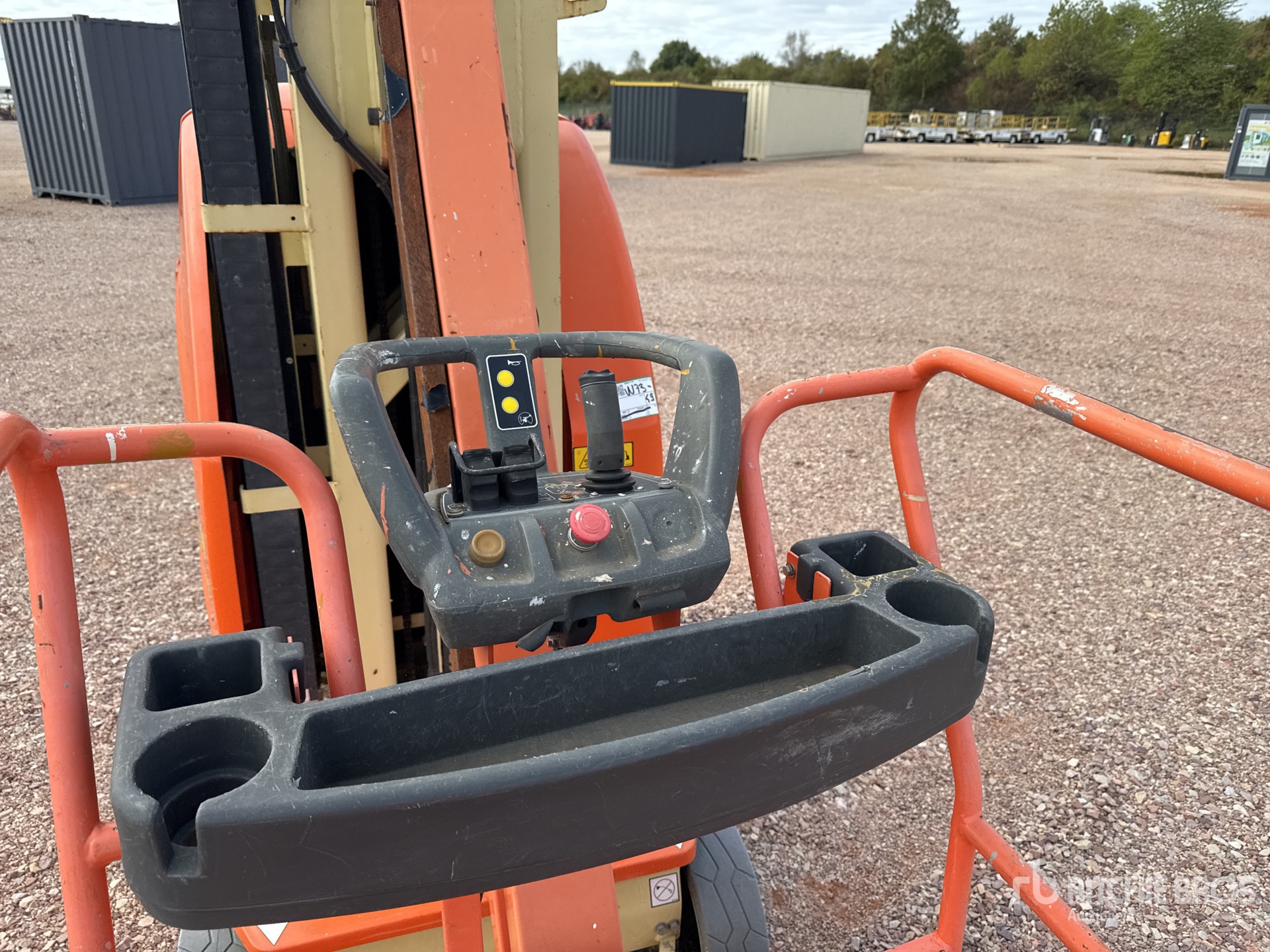 2014 JLG TOUCAN 10E