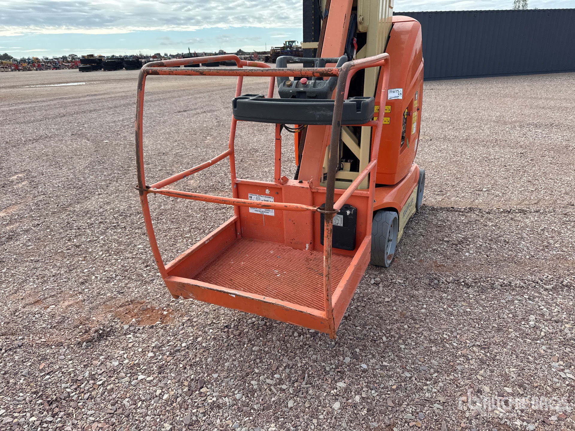2014 JLG TOUCAN 10E