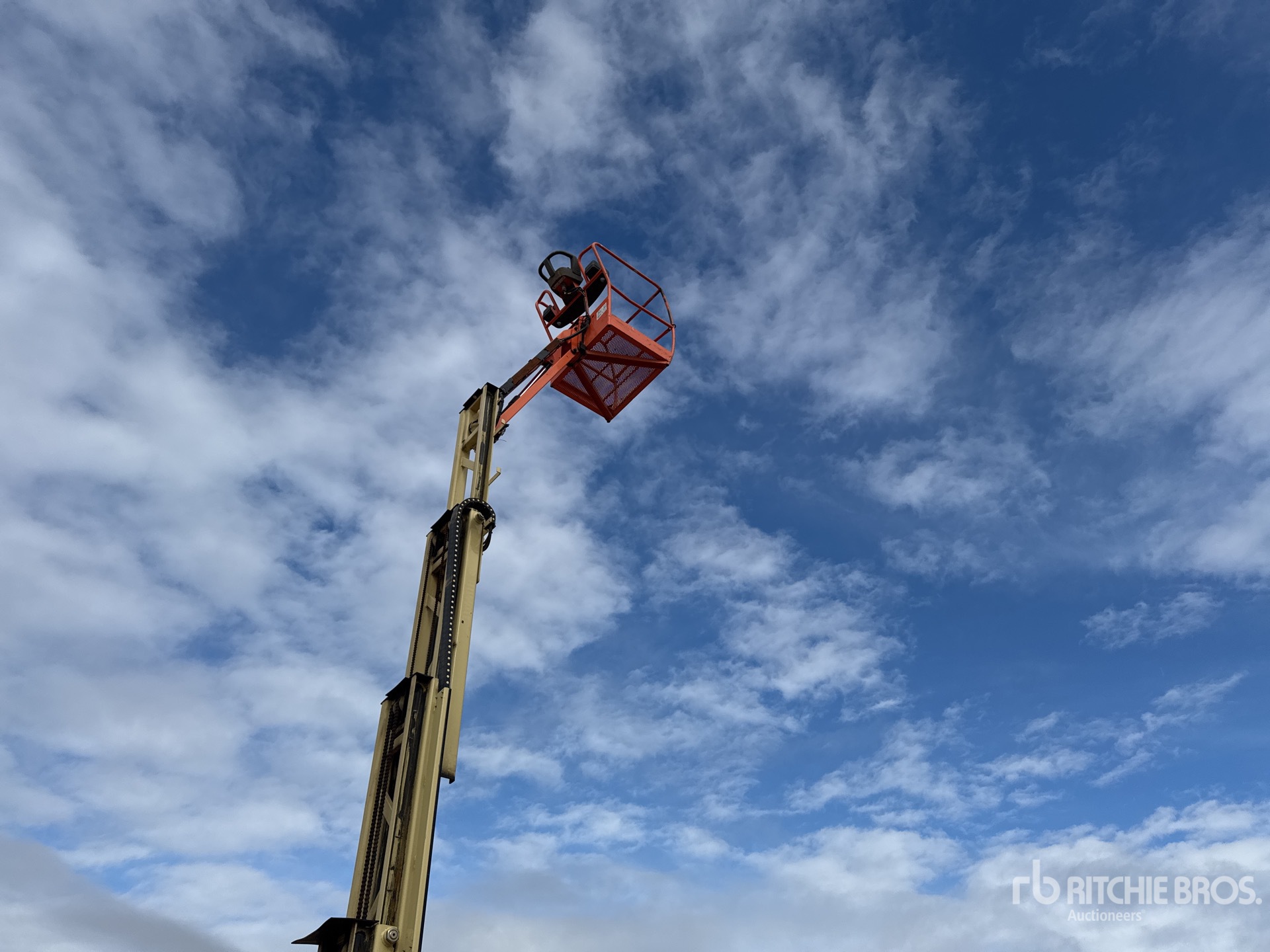 2014 JLG TOUCAN 10E
