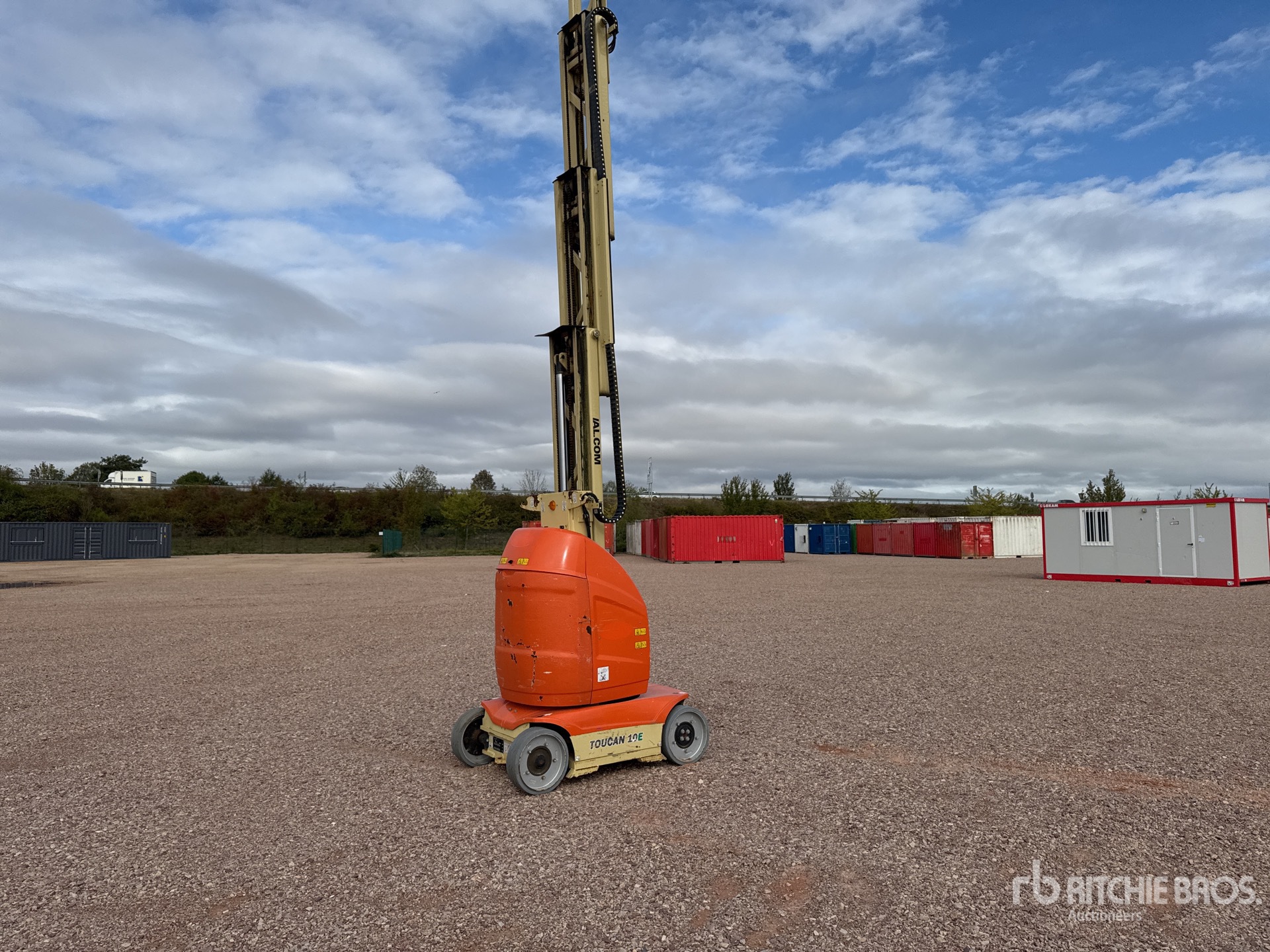 2014 JLG TOUCAN 10E