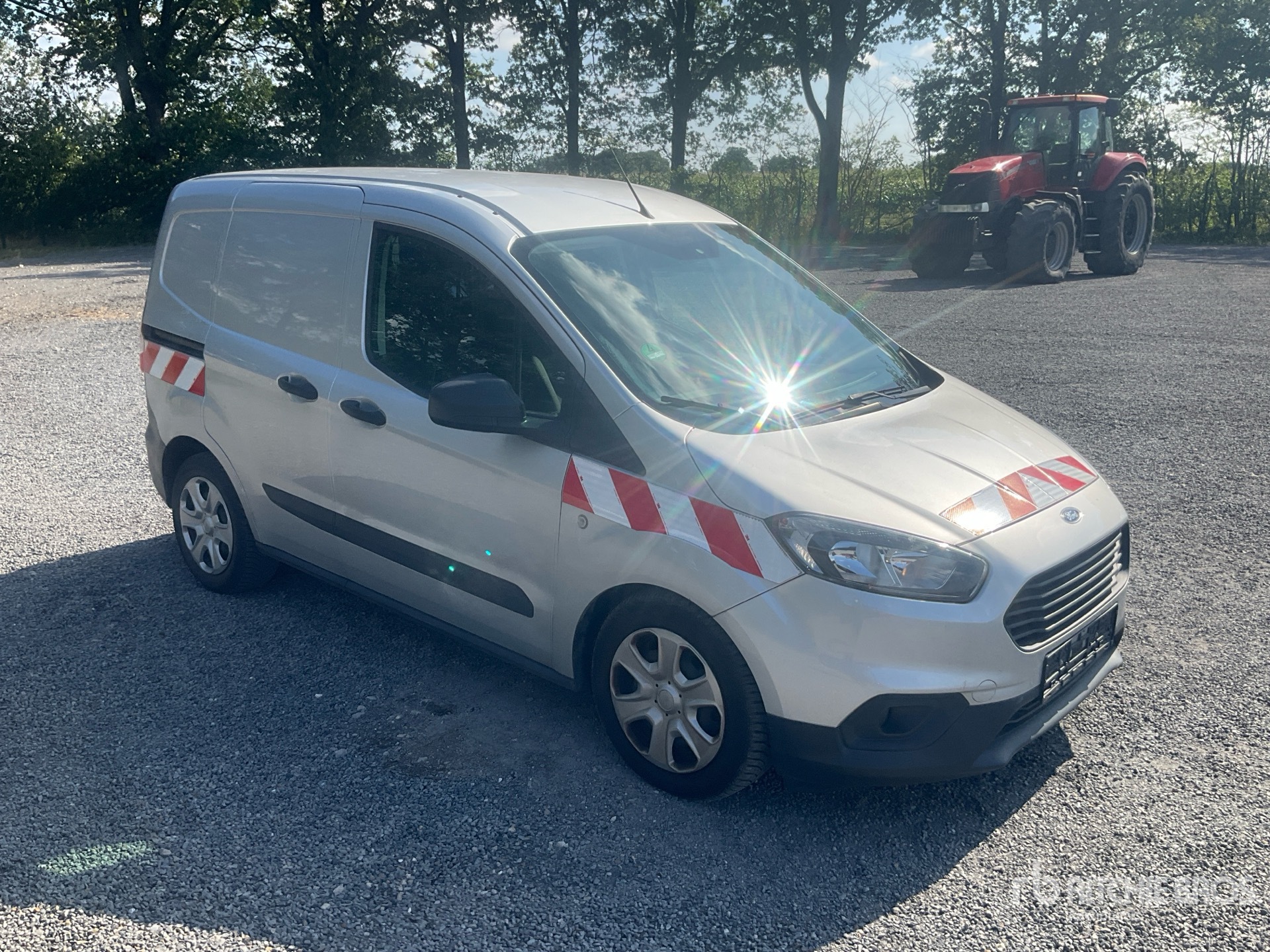 2019 Ford TRANSIT COURIER